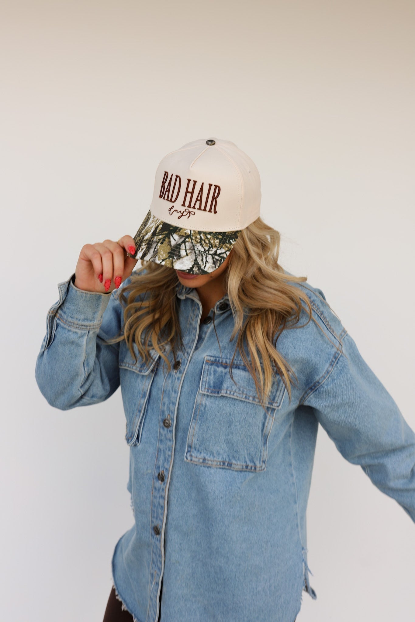 BAD HAIR DAY TRUCKER HAT - Shop LINNY CO