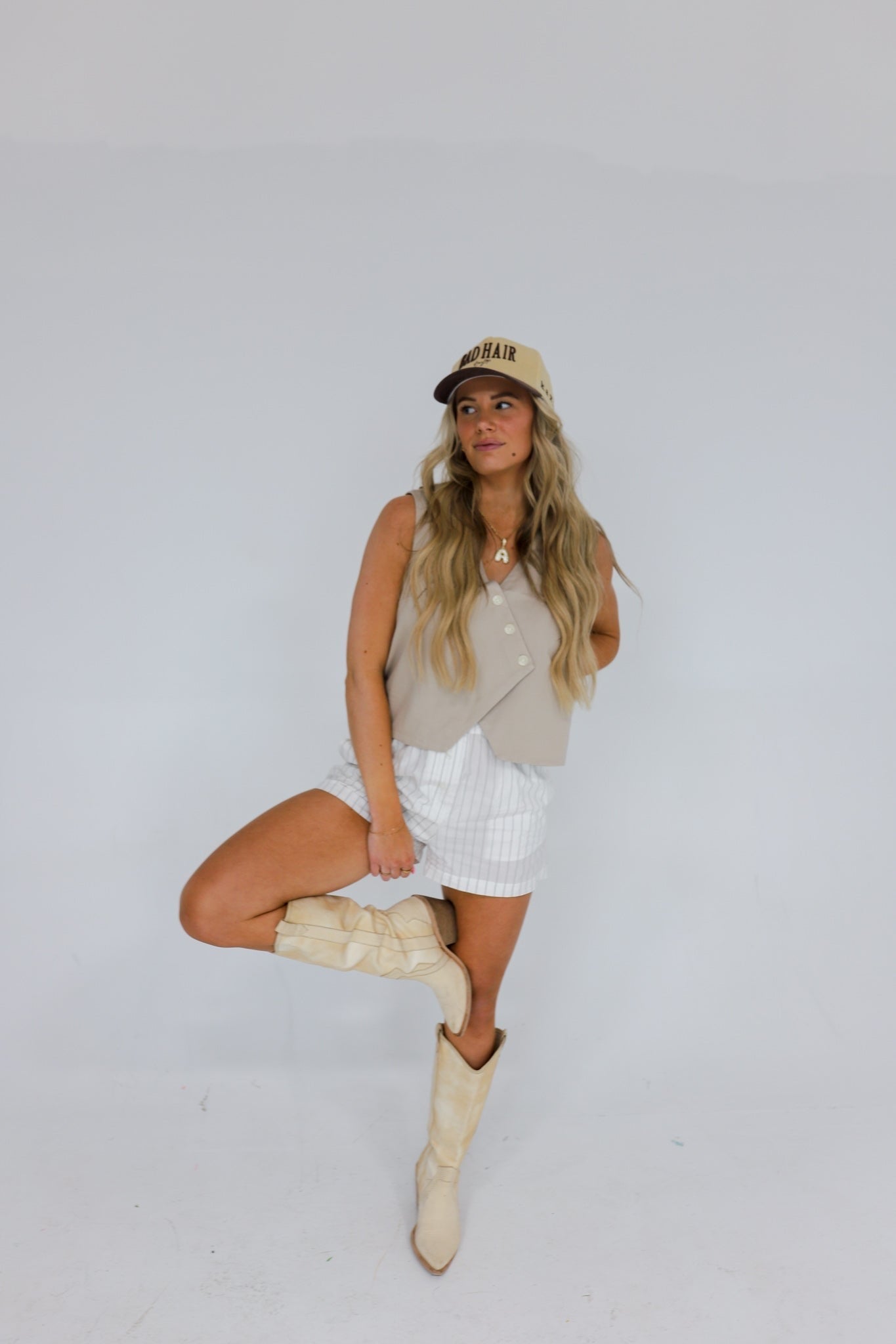 BAD HAIR DAY TRUCKER HAT - Shop LINNY CO
