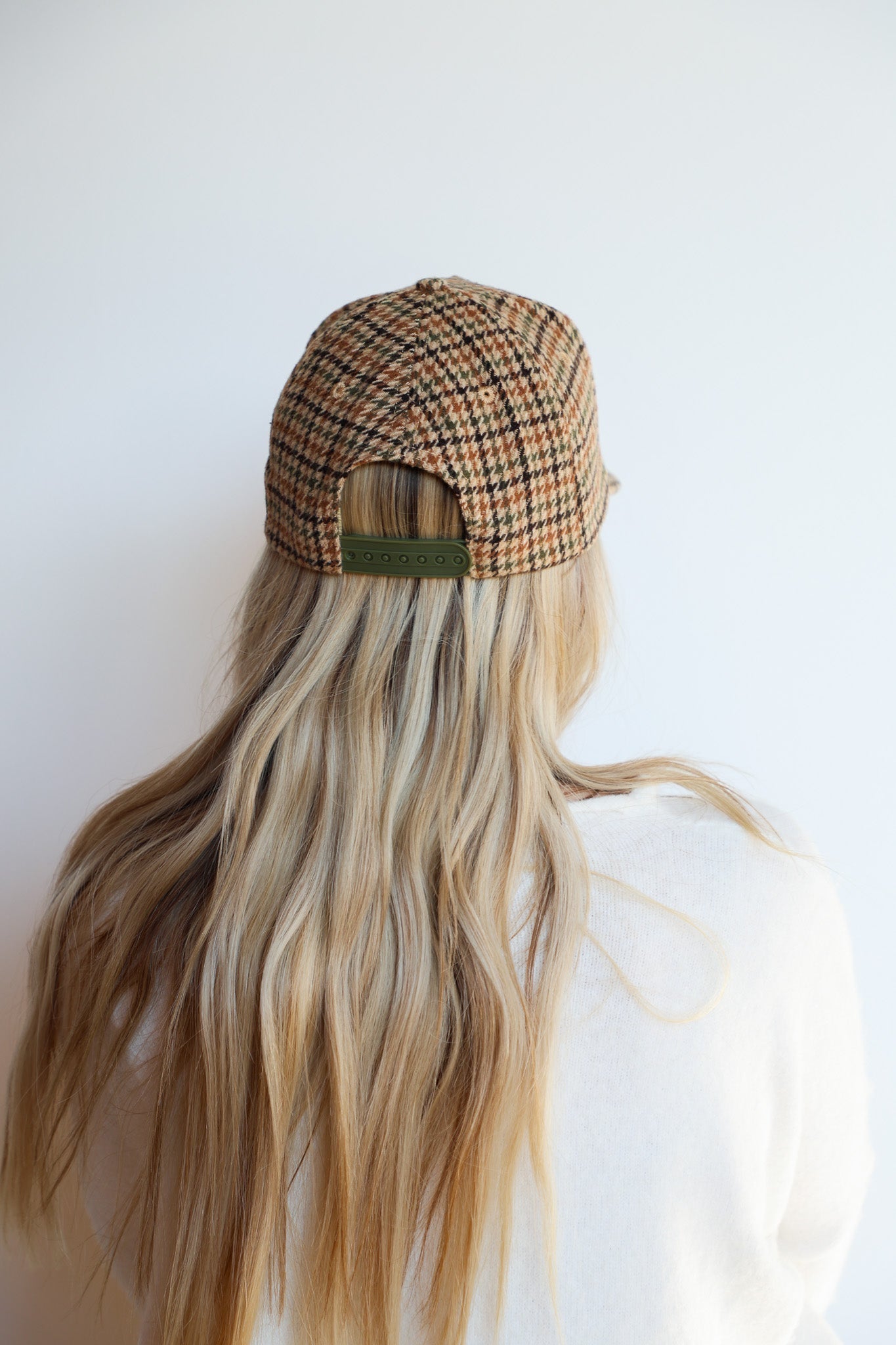 BAD HAIR DAY TWEED HOUNDSTOOTH TRUCKER HAT - Shop LINNY CO