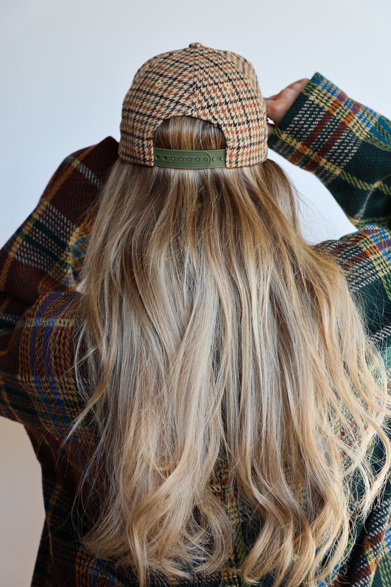 BAD HAIR DAY TWEED HOUNDSTOOTH TRUCKER HAT - Shop LINNY CO