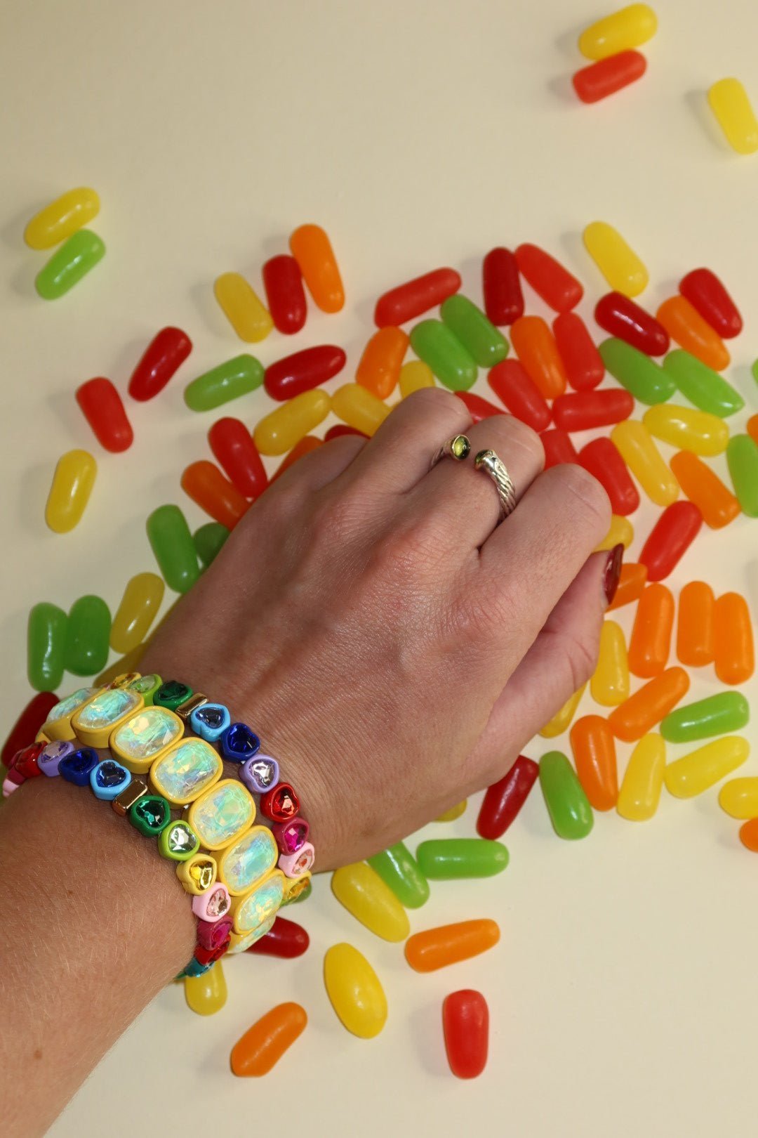 Bracelet - Candy Gem Oval Yellow - Shop LINNY CO