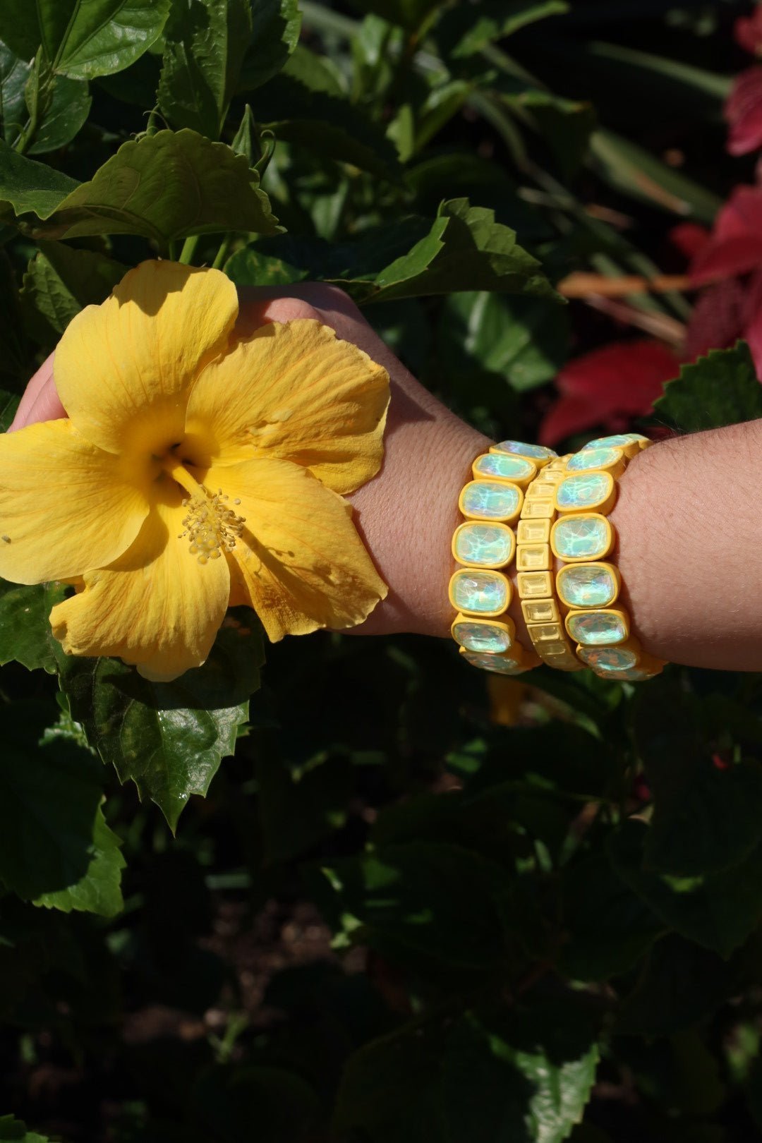 Bracelet - Candy Gem Oval Yellow - Shop LINNY CO