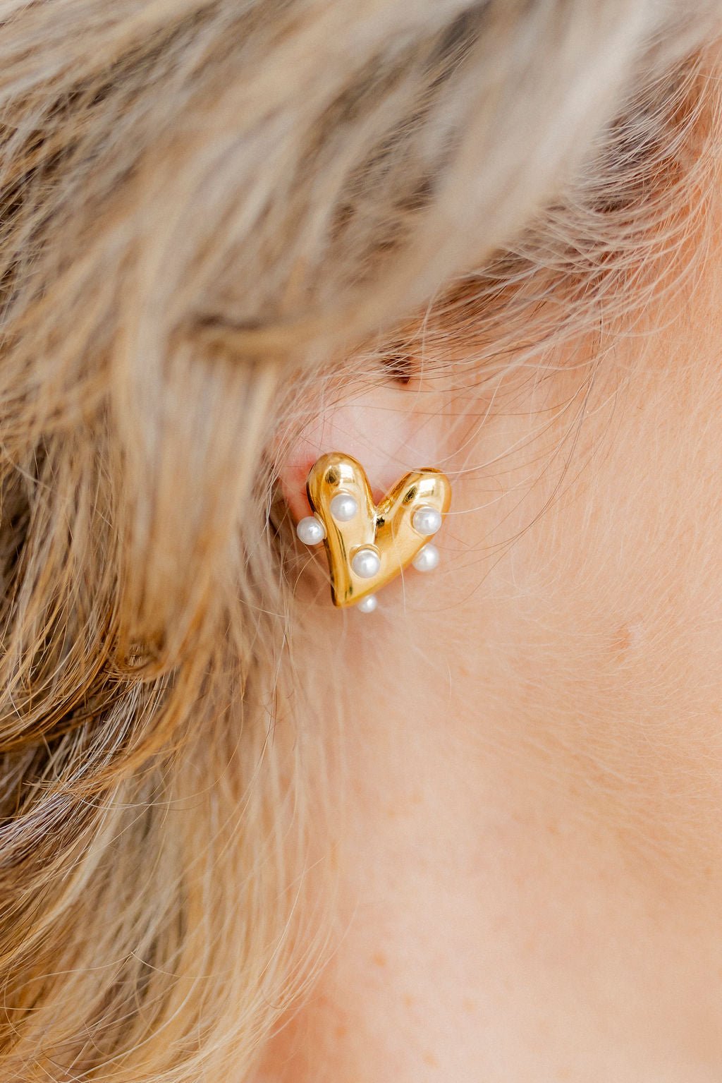 Bristol Heart Pearl Earrings - Shop LINNY CO