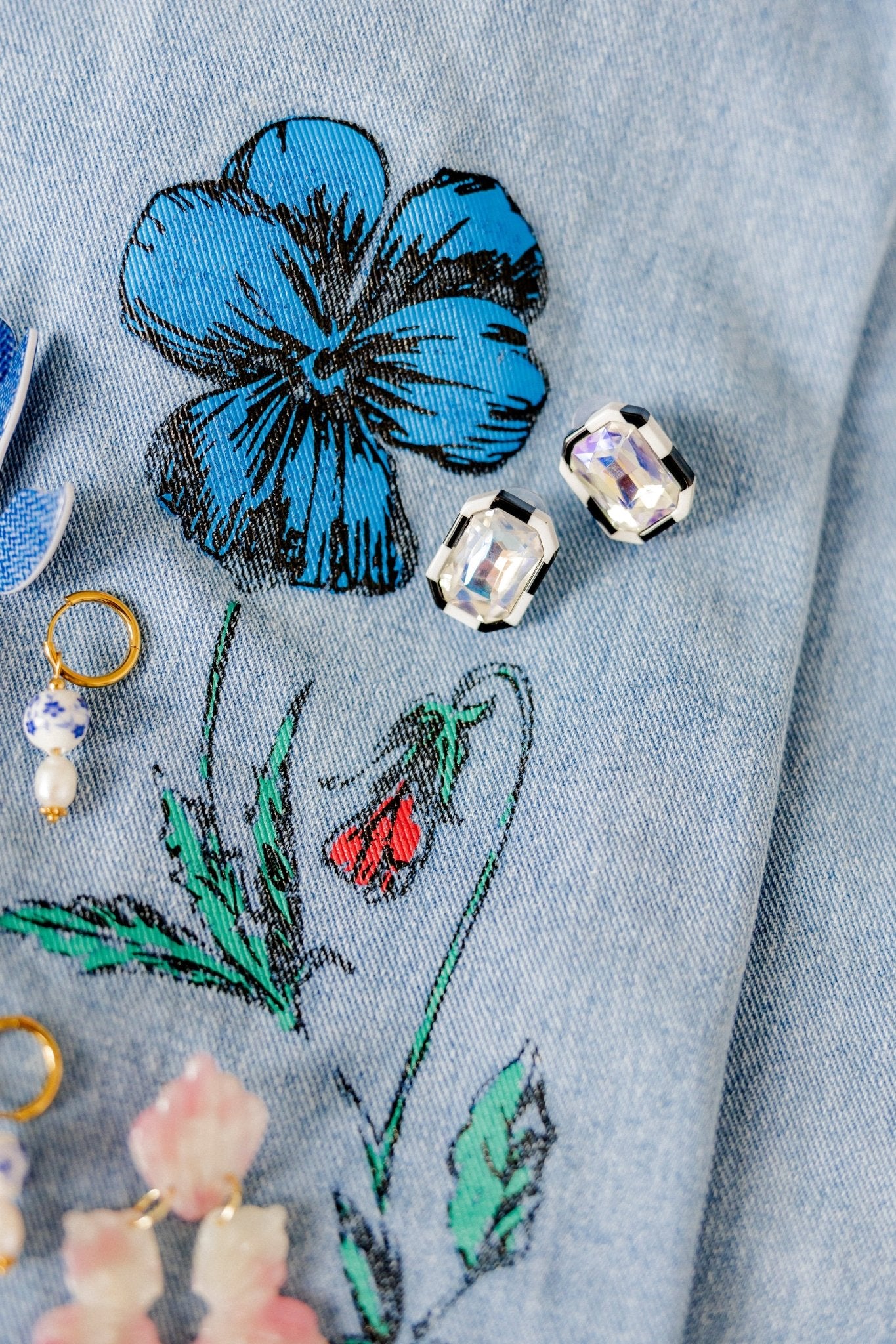 Eva Statement Earring - Black & White - Shop LINNY CO