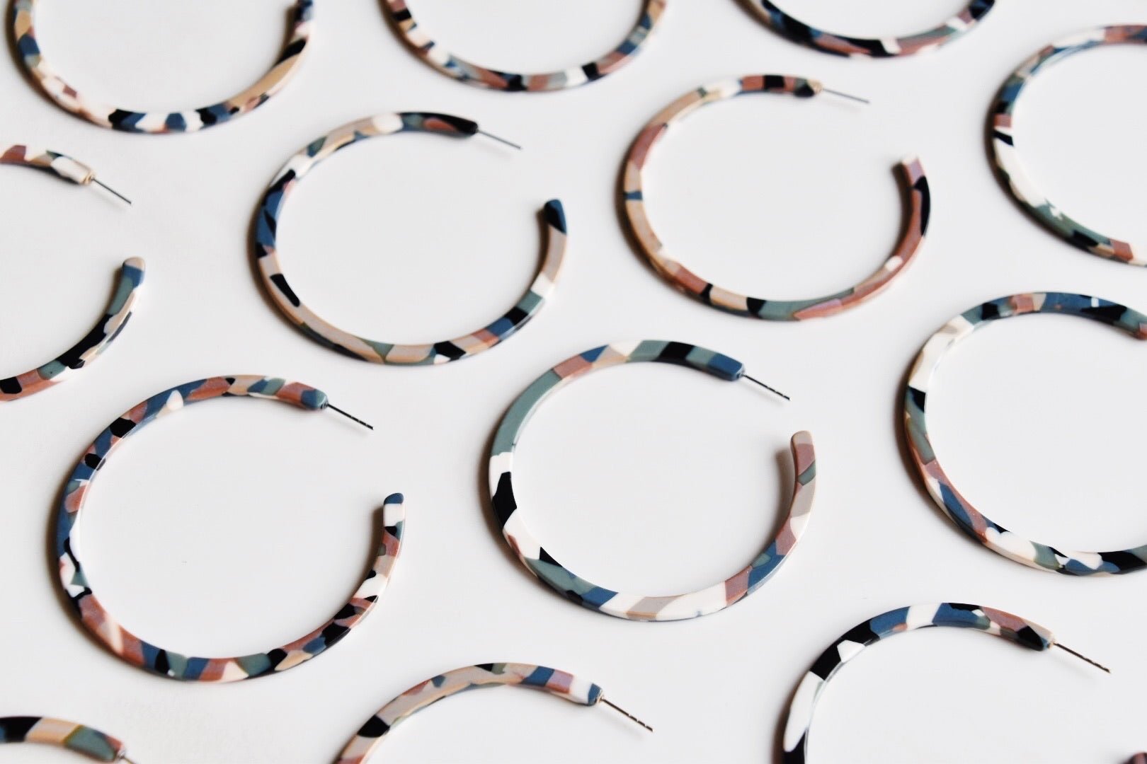 Holly Mega Hoop Earrings - Desert Camo - Shop LINNY CO