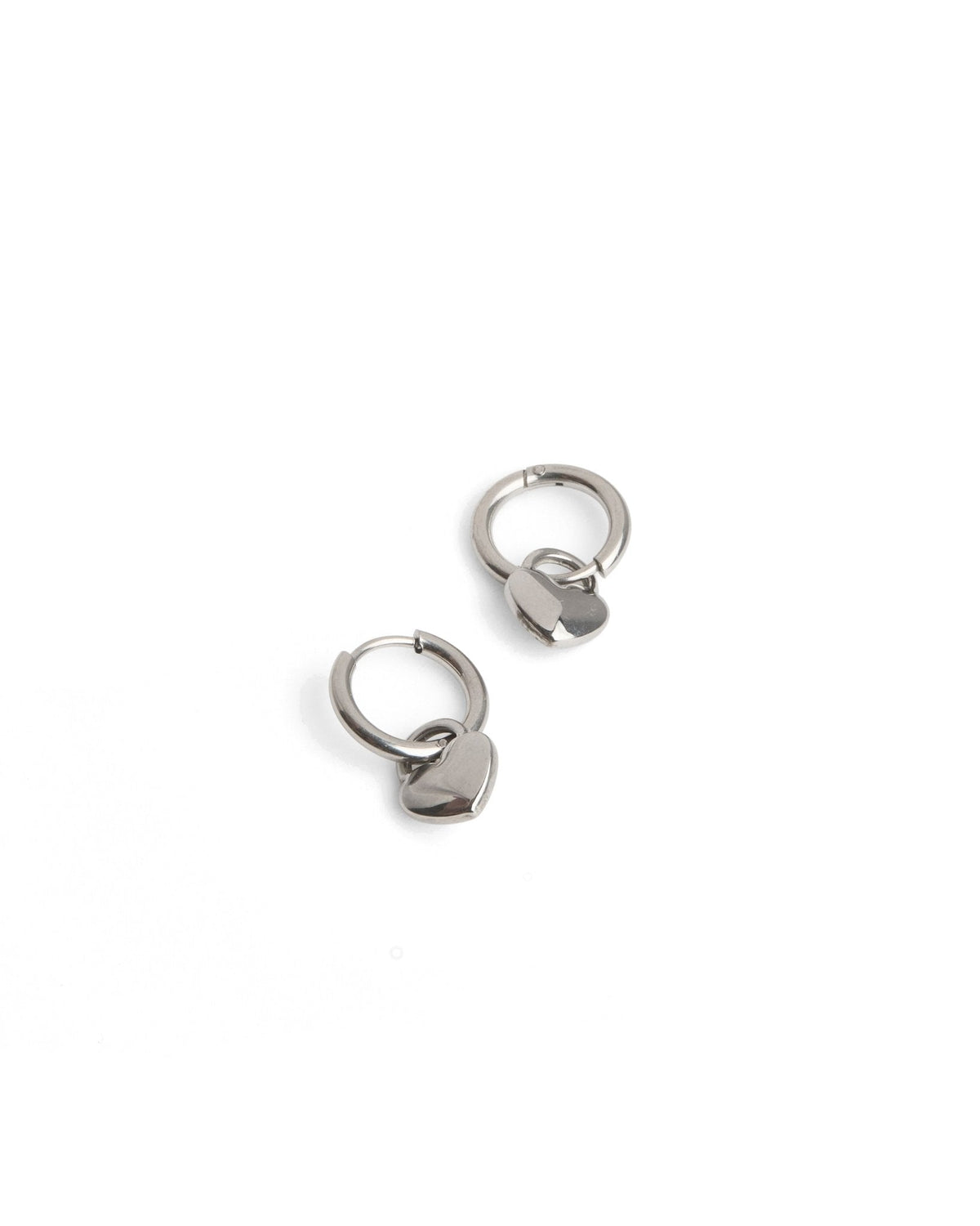 Huggie Charm Earrings - Dakota Heart Silver - Shop LINNY CO
