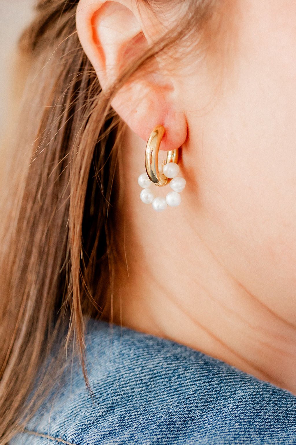 Huggie Charm Earrings - Piper Pearl - Shop LINNY CO