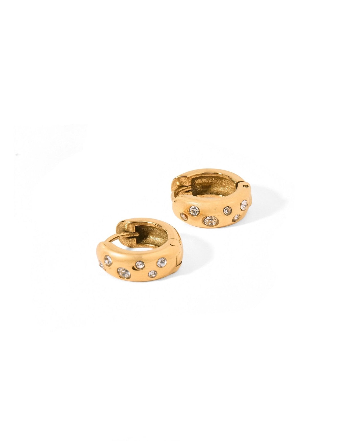 Huggie Earrings - Hunter Gold - Shop LINNY CO