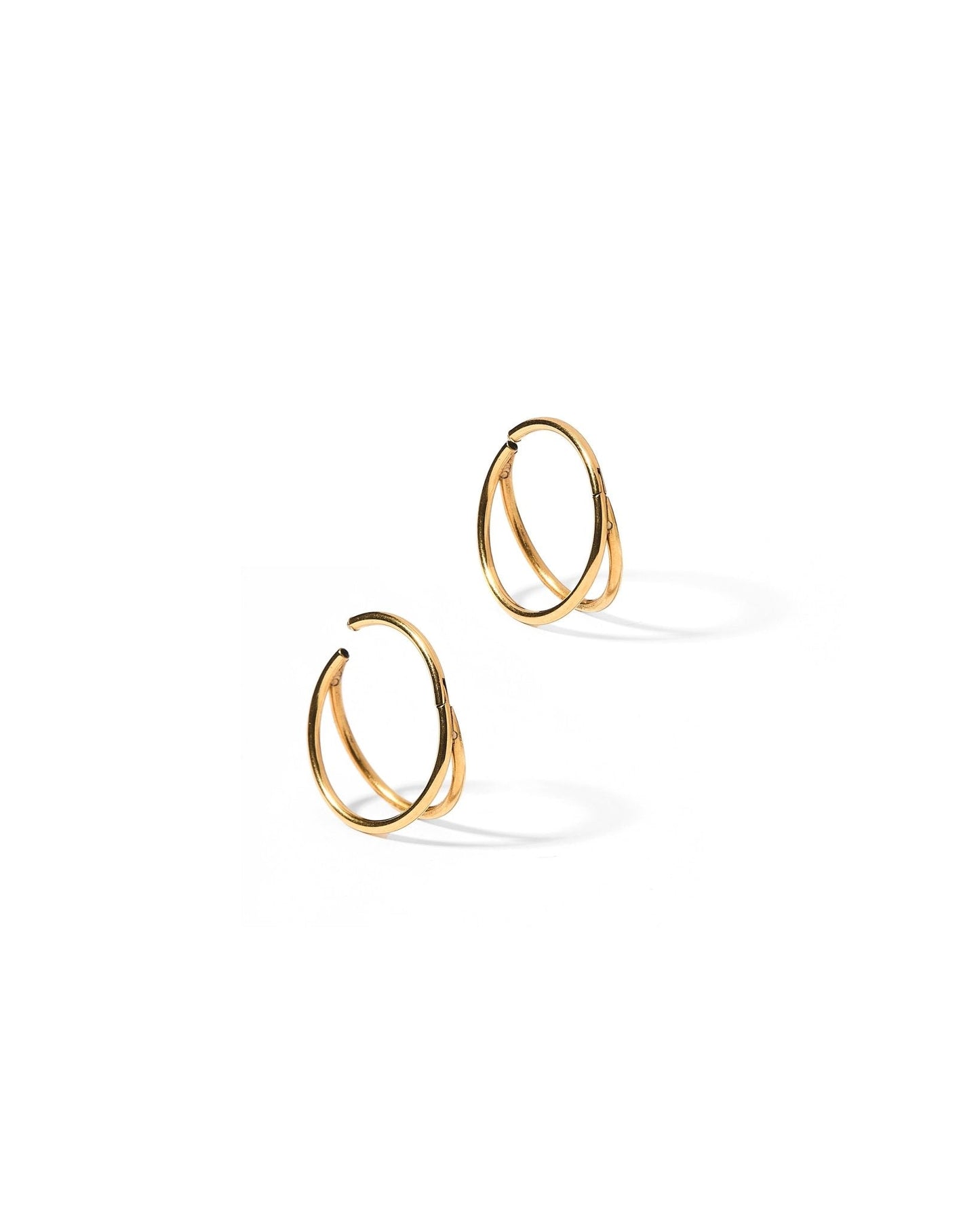 Huggie Earrings - Nylah Gold 12mm - Shop LINNY CO