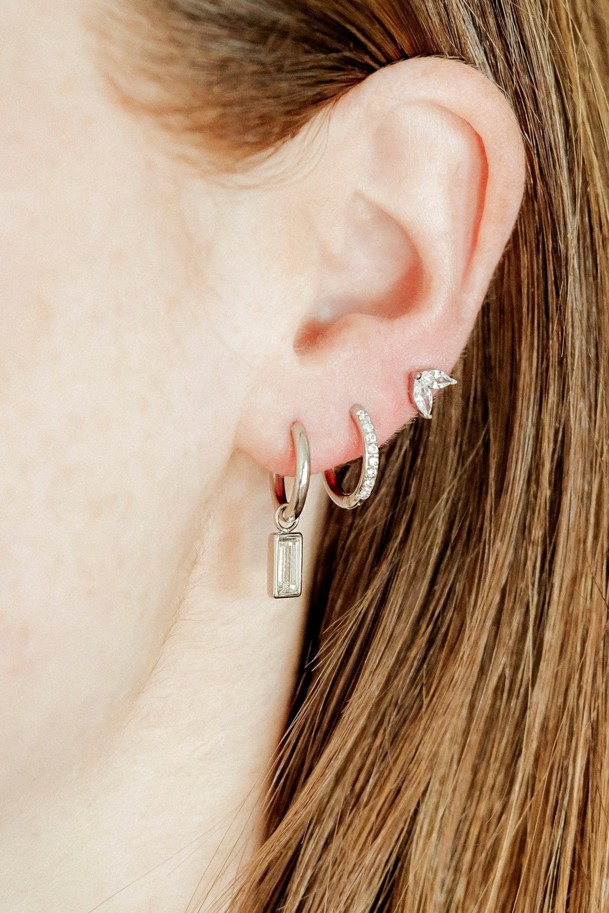 Huggie & Screwback Stud Set - Chicago - Shop LINNY CO