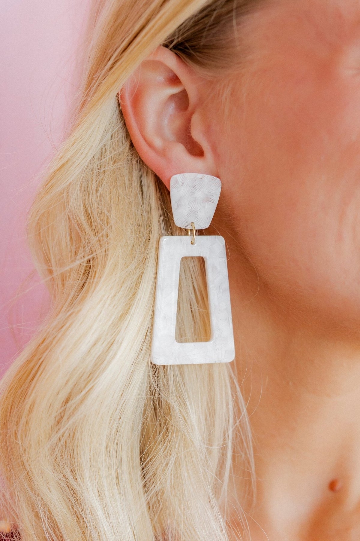 Kennedy Statement Earrings - White Shell - Shop LINNY CO