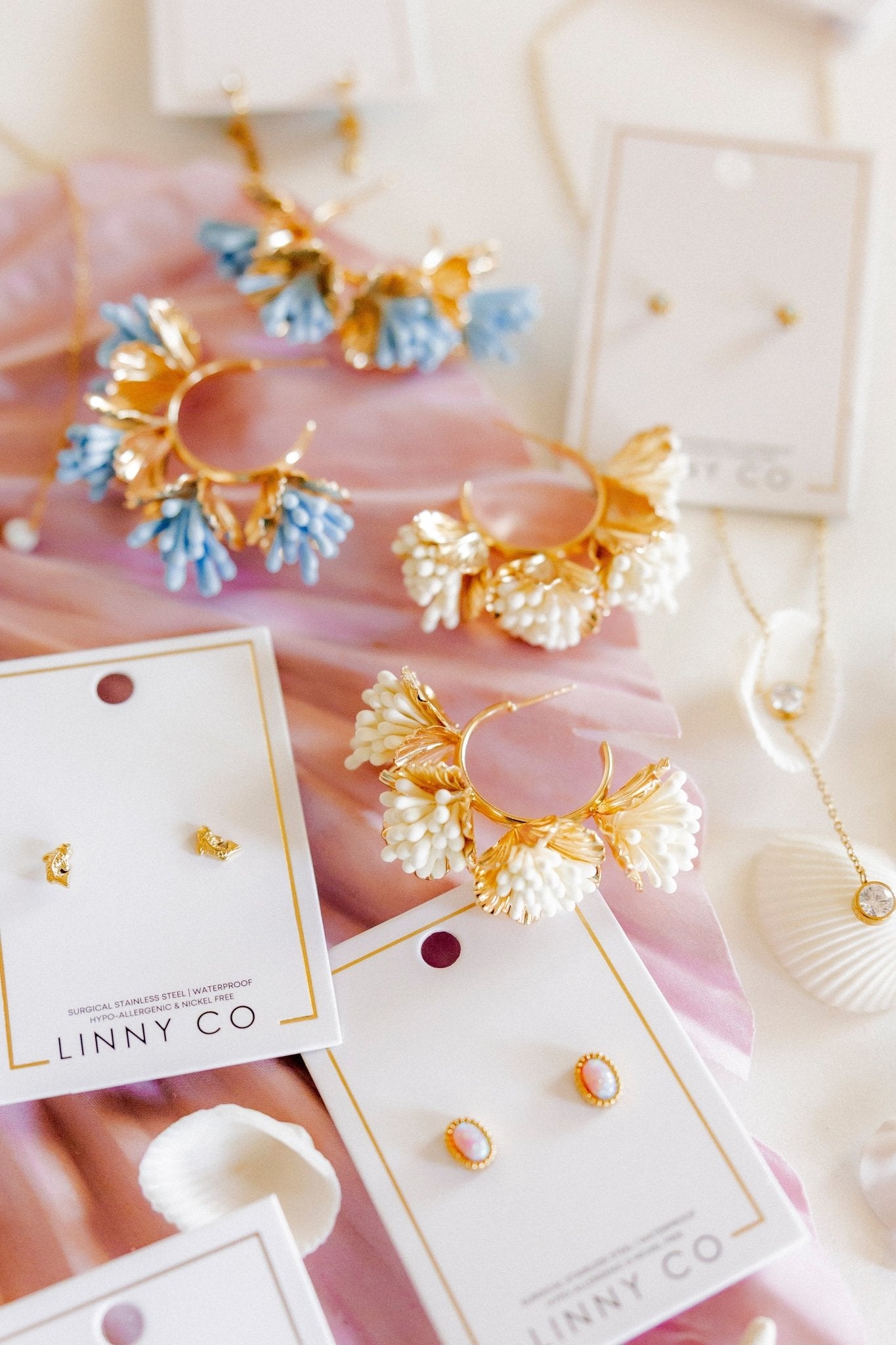 Melinda Hoop - White - Shop LINNY CO