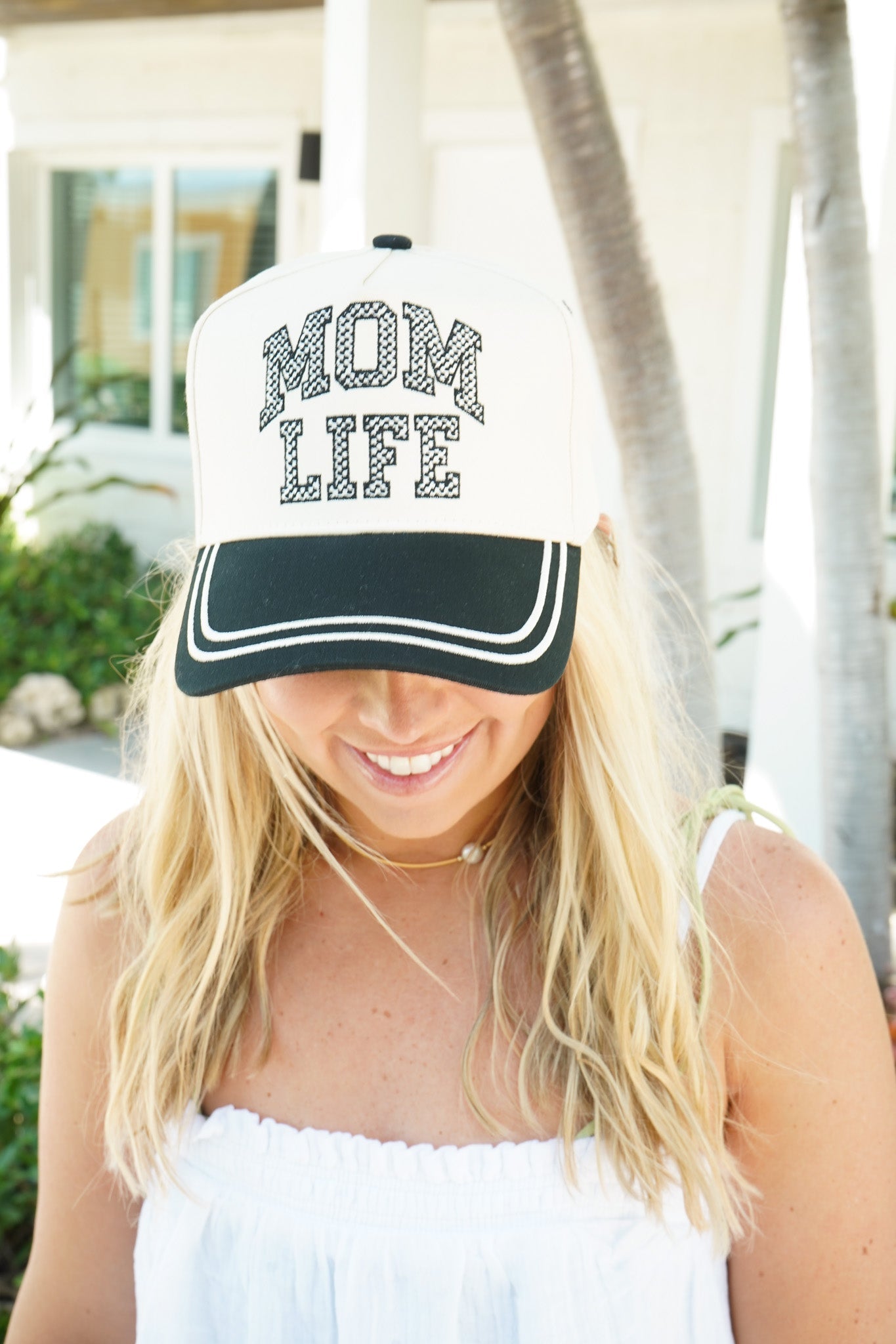 Mom Life - Black Vintage Trucker Hat - Shop LINNY CO