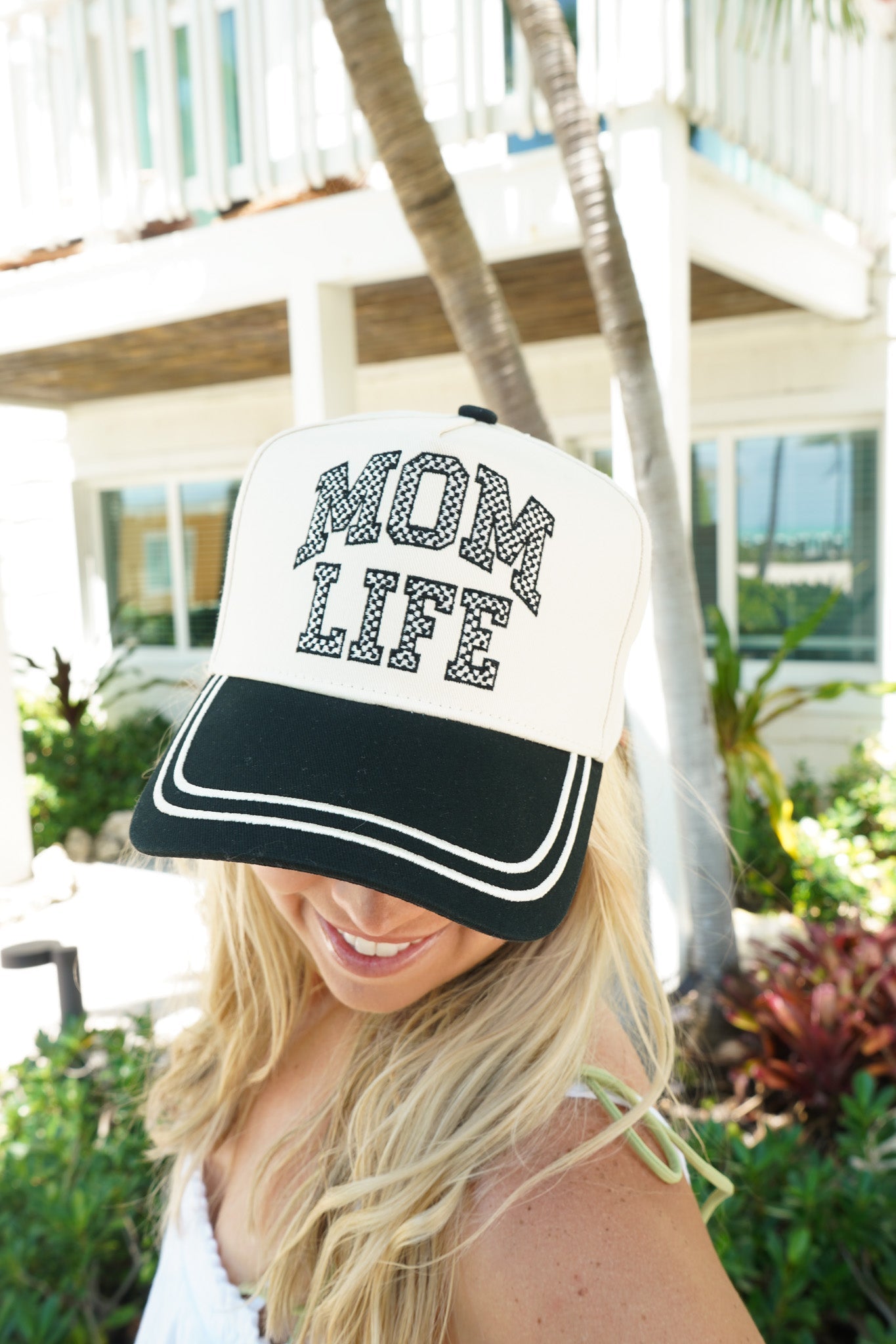 Mom Life - Black Vintage Trucker Hat - Shop LINNY CO