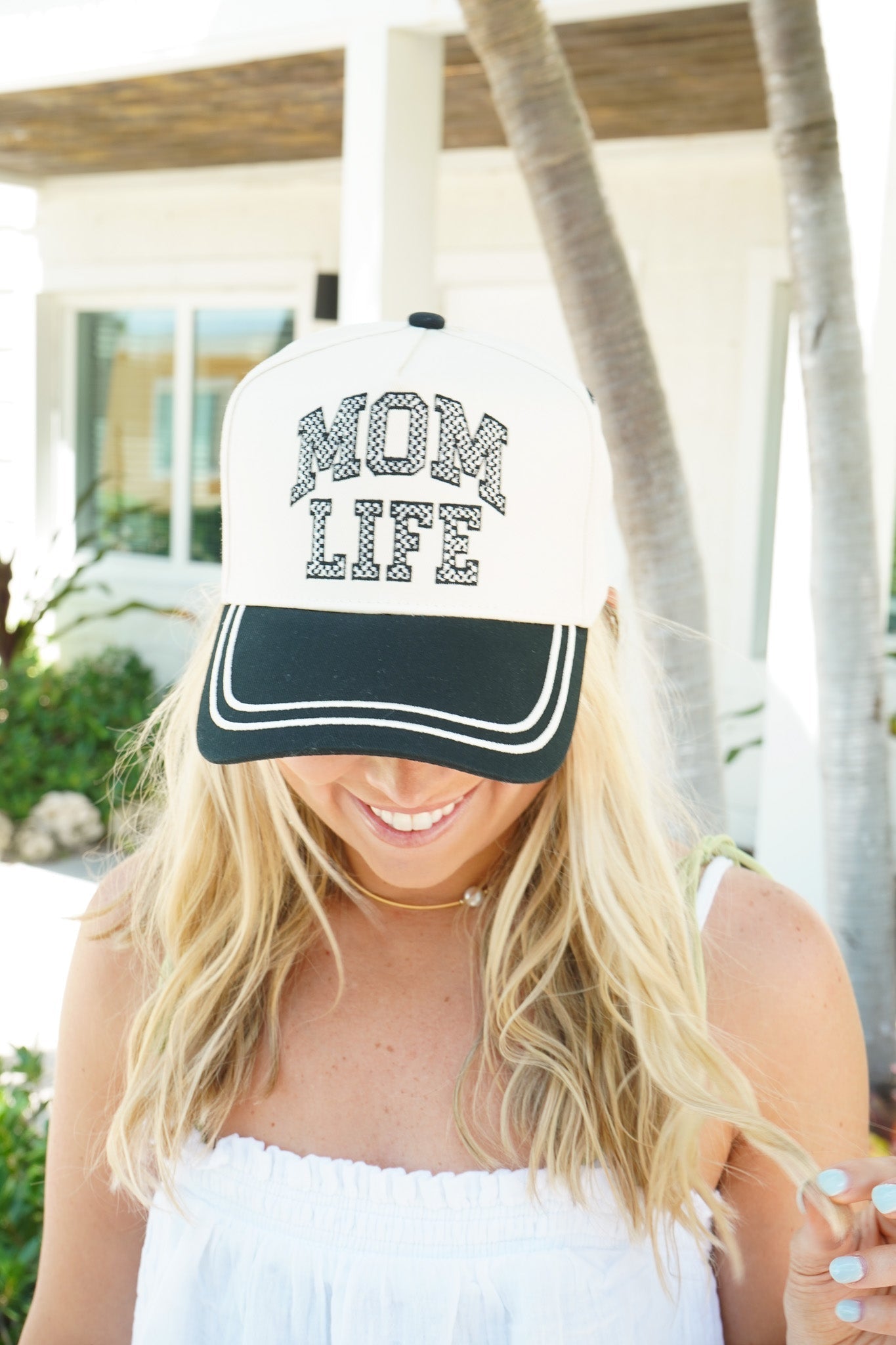Mom Life - Black Vintage Trucker Hat - Shop LINNY CO