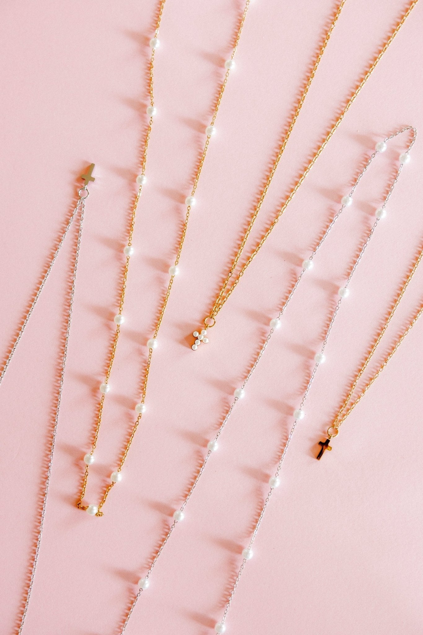 Necklace - Carly Cross Pearl Gold - Shop LINNY CO