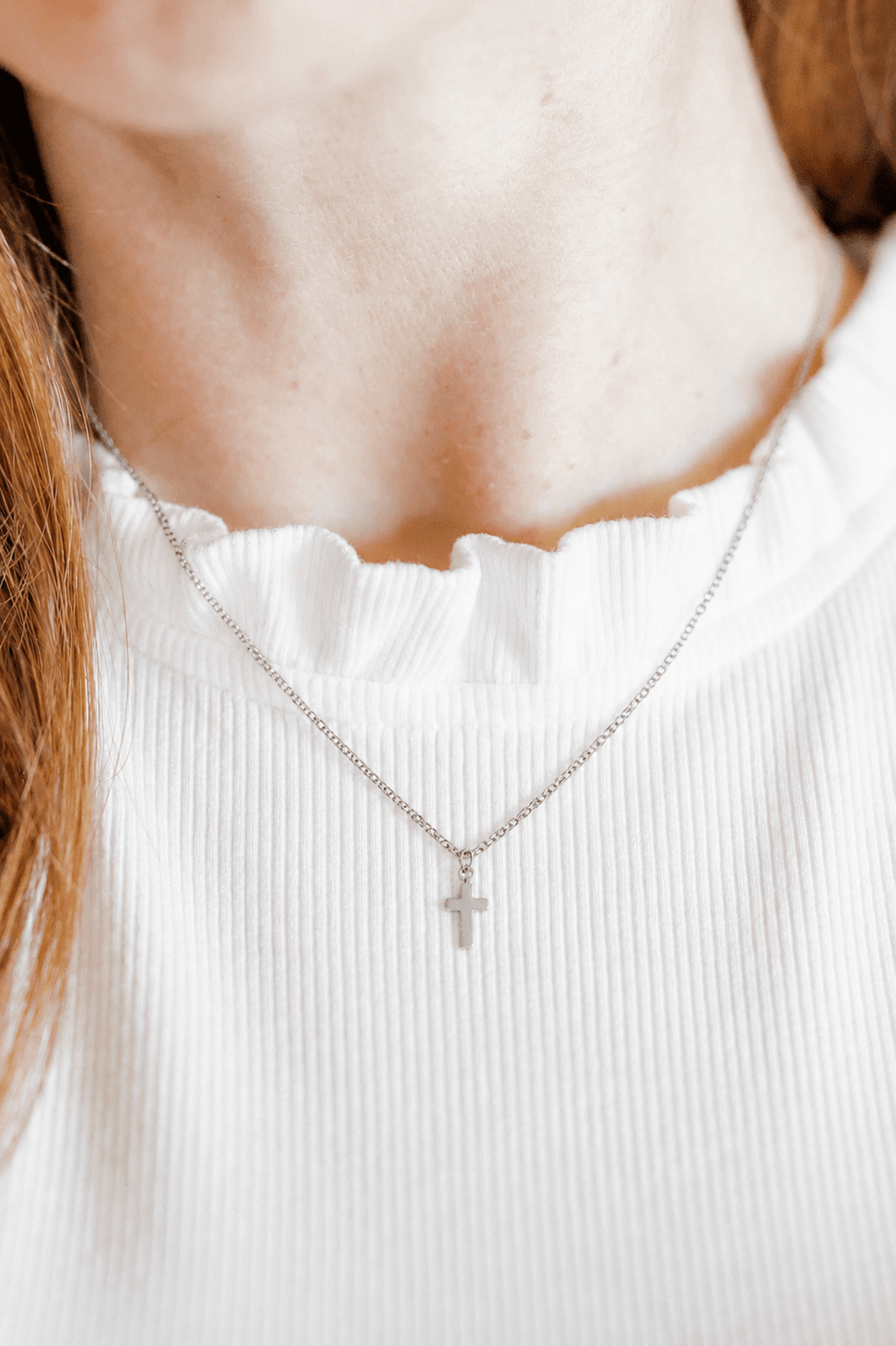 Necklace - Catherine Cross Silver - Shop LINNY CO