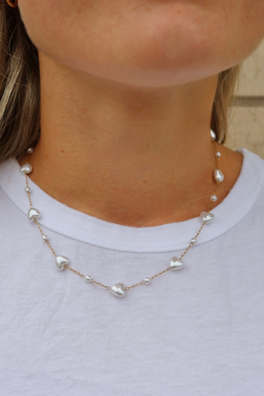 Necklace - Willa Heart Pearl - Shop LINNY CO