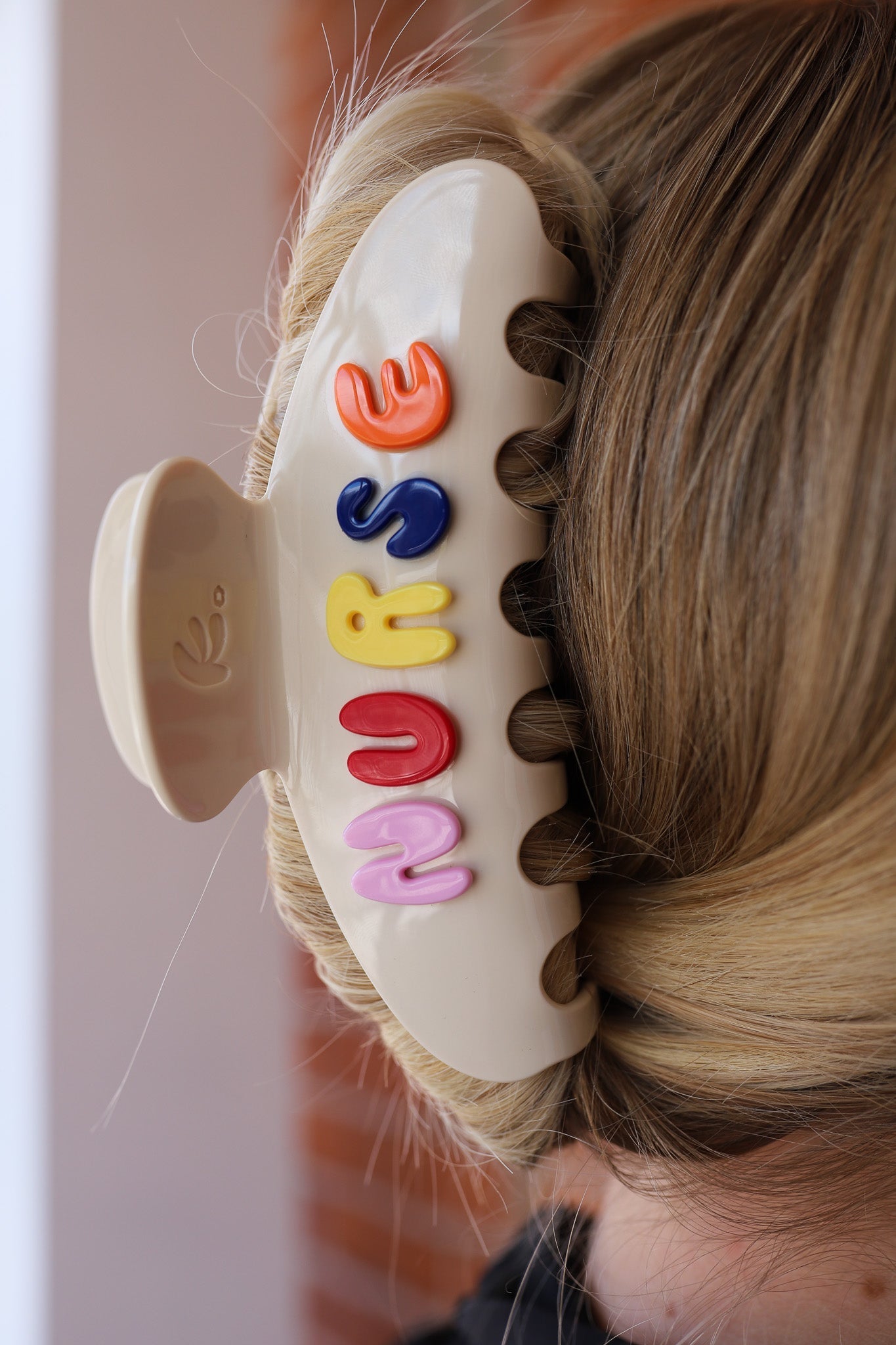 NURSE 3D ACETATE CLAW - Shop LINNY CO