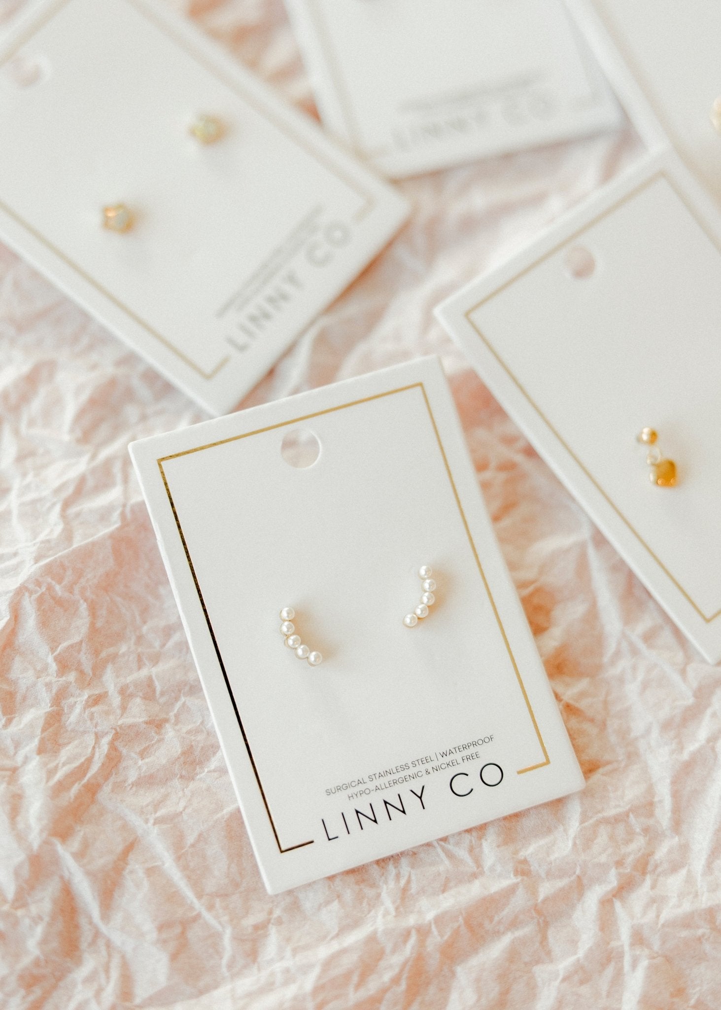 Screwback Stud Earrings - Abigail Pearl - Shop LINNY CO