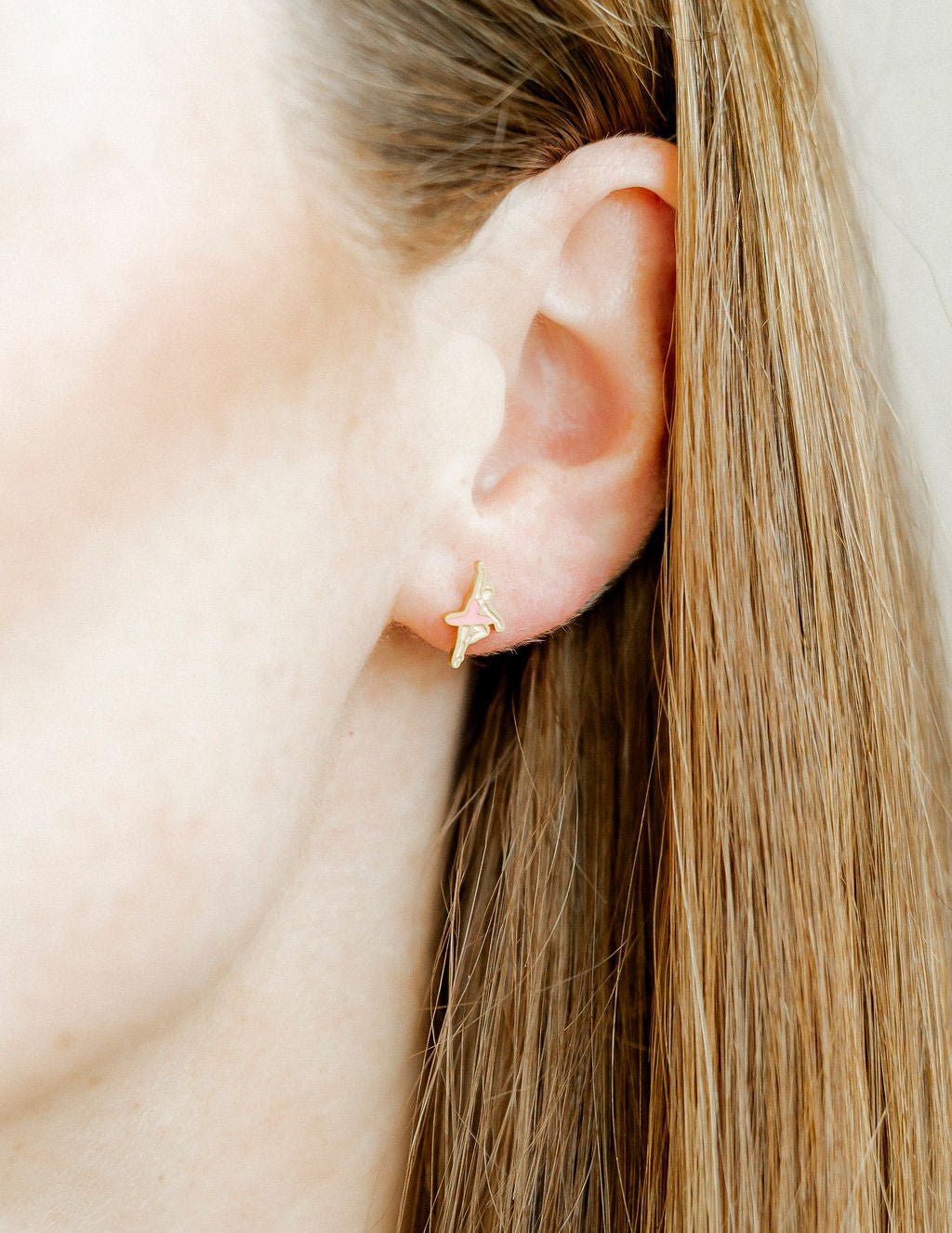 Screwback Stud Earrings - Ballerina - Shop LINNY CO