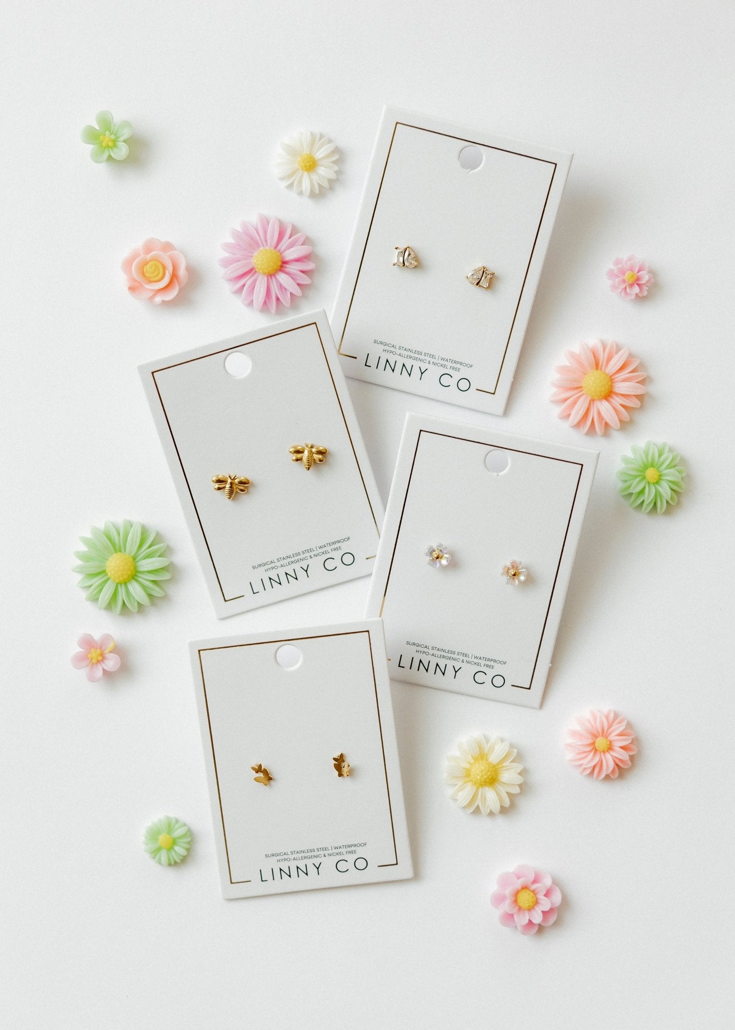 Screwback Stud Earrings - Bumble Bee - Shop LINNY CO
