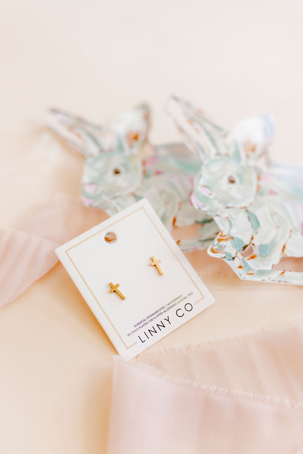 Screwback Stud Earrings - Catherine Cross Gold - Shop LINNY CO