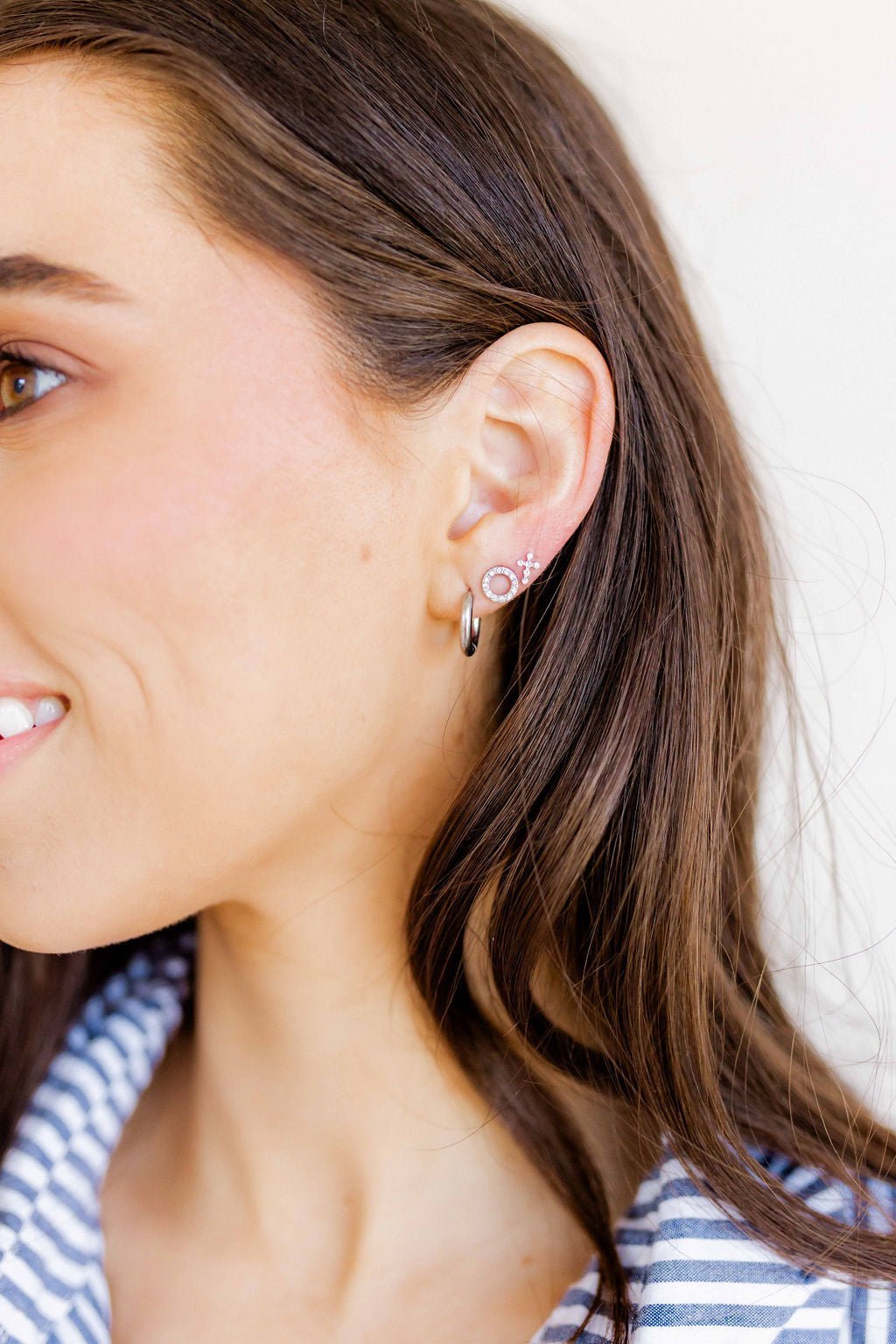 Screwback Stud Earrings - Clara Cross Silver Sparkle - Shop LINNY CO