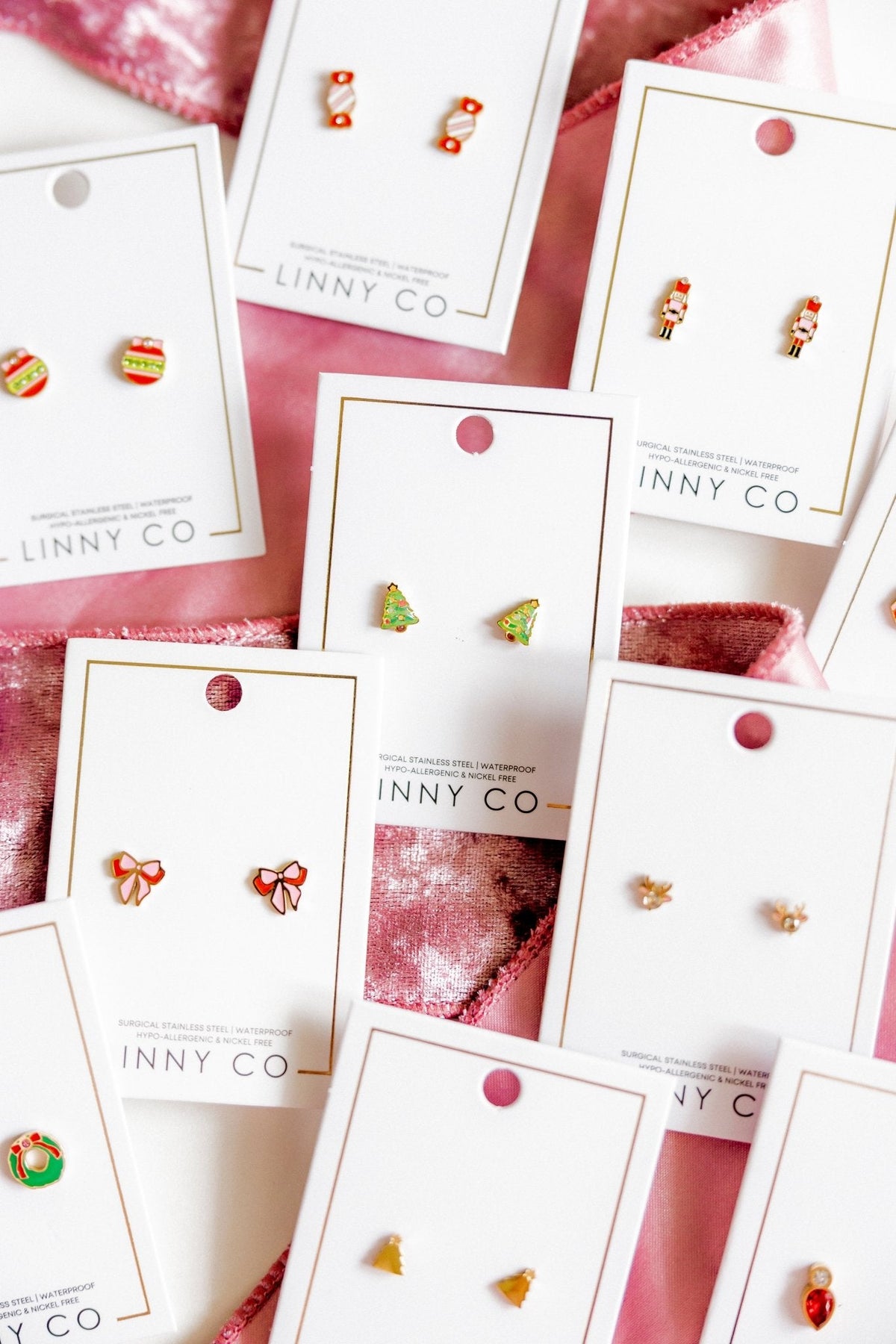 Screwback Stud Earrings - Collins Bow - Shop LINNY CO