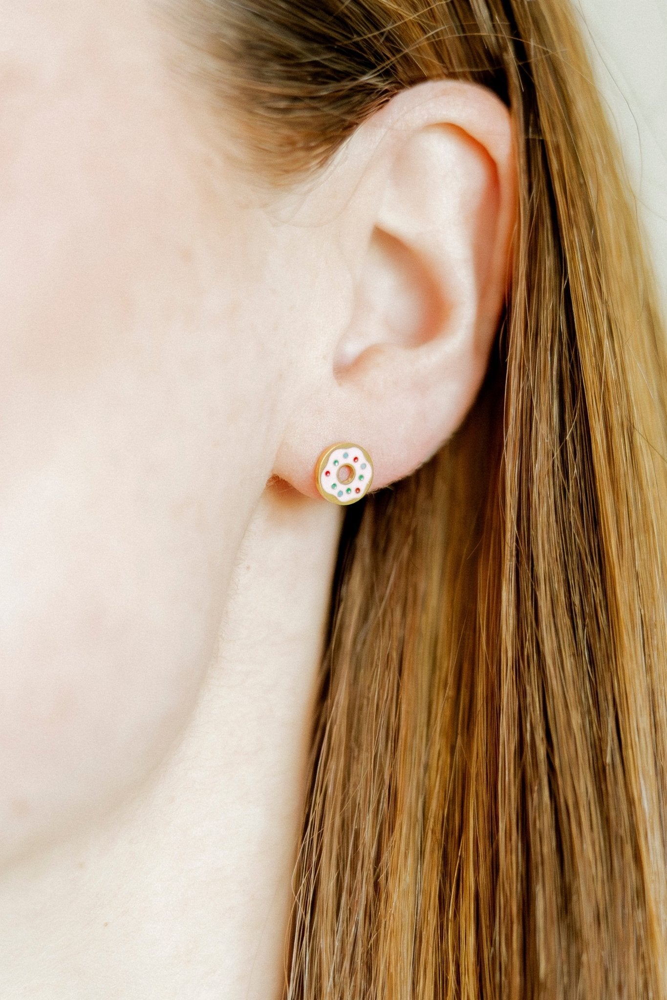 Screwback Stud Earrings - Donut - Shop LINNY CO