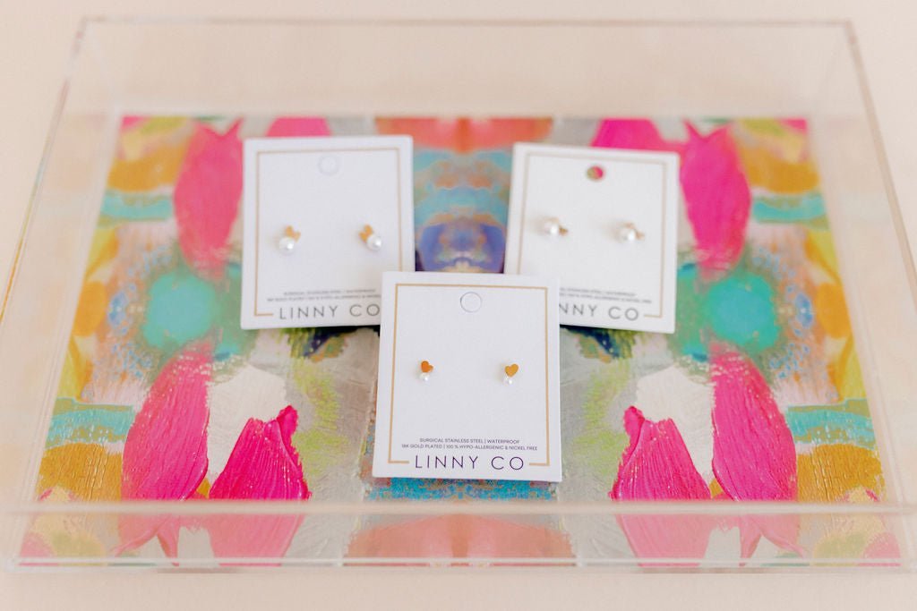 Screwback Stud Earrings - Heidi Pearl Bunny - Shop LINNY CO