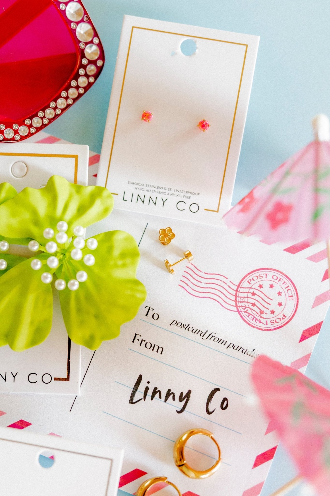 Screwback Stud Earrings - Hibiscus - Shop LINNY CO