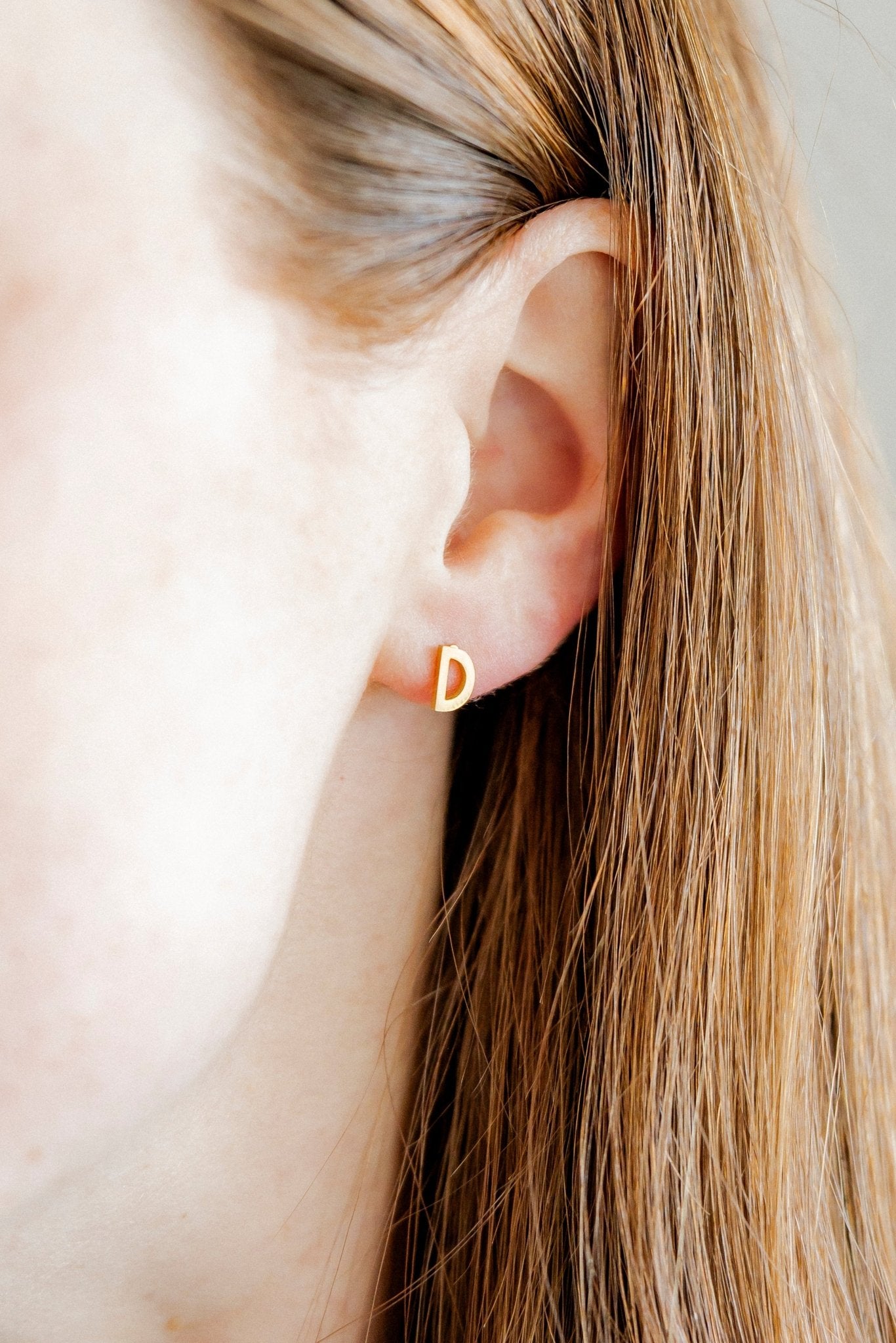 Screwback Stud Earrings - Initial D - Shop LINNY CO