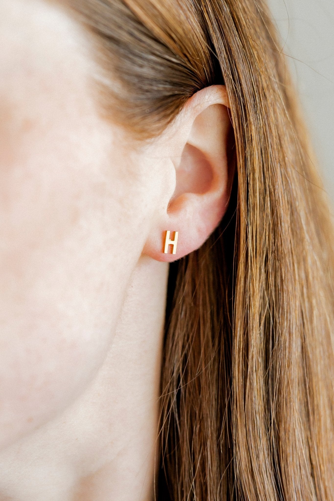 Screwback Stud Earrings - Initial H - Shop LINNY CO