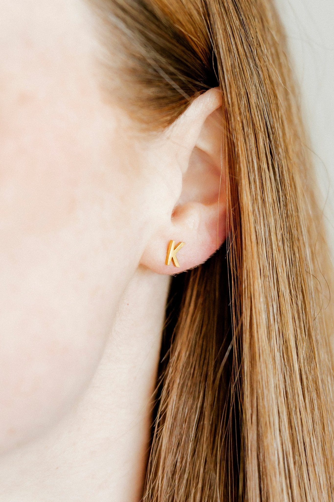 Screwback Stud Earrings - Initial K - Shop LINNY CO