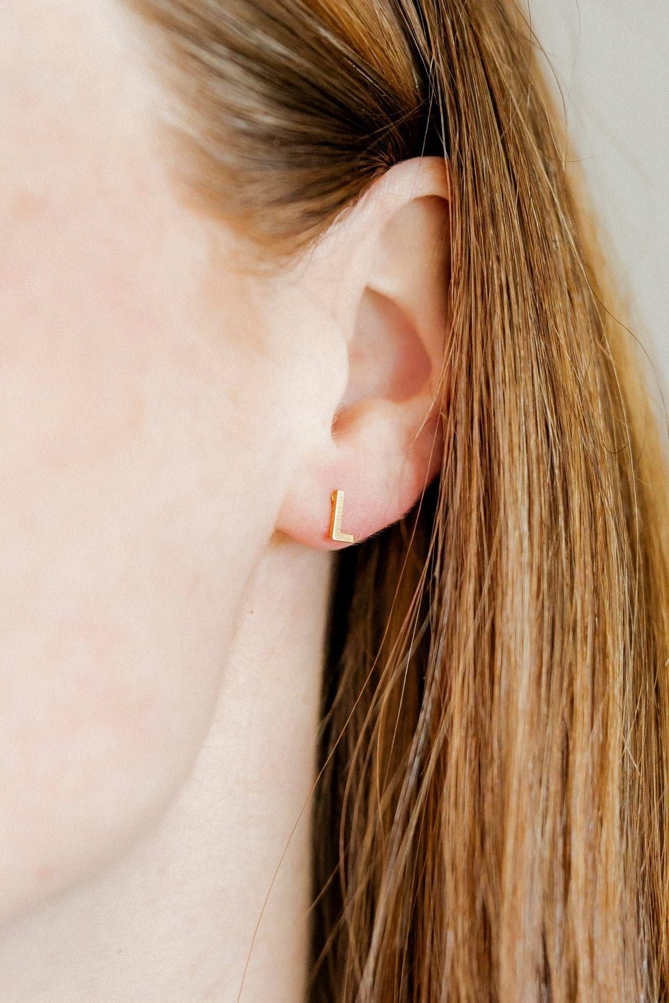 Screwback Stud Earrings - Initial L - Shop LINNY CO