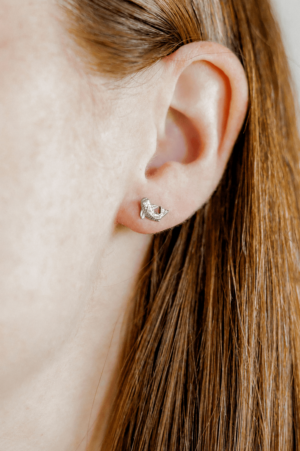 Screwback Stud Earrings - Koi Silver - Shop LINNY CO
