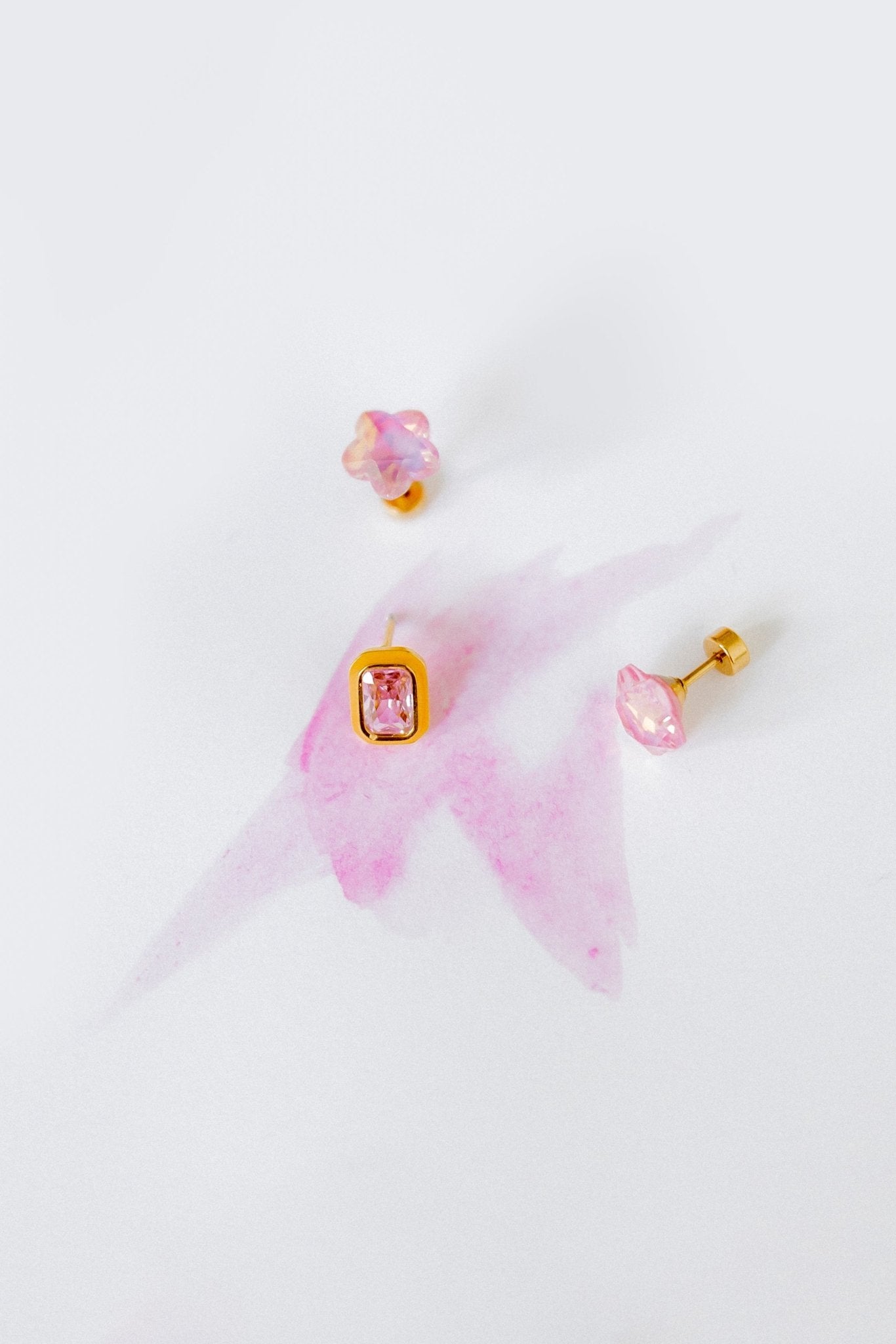 Screwback Stud Earrings Lux - Candy Star Bubblegum Pink - Shop LINNY CO