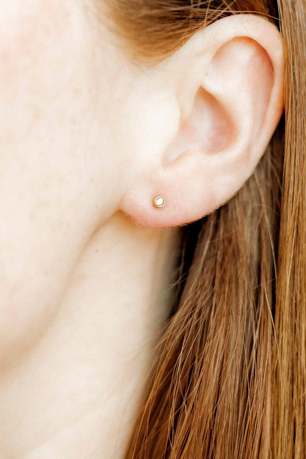 Screwback Stud Earrings - Micro Cooper Clear Gold - Shop LINNY CO