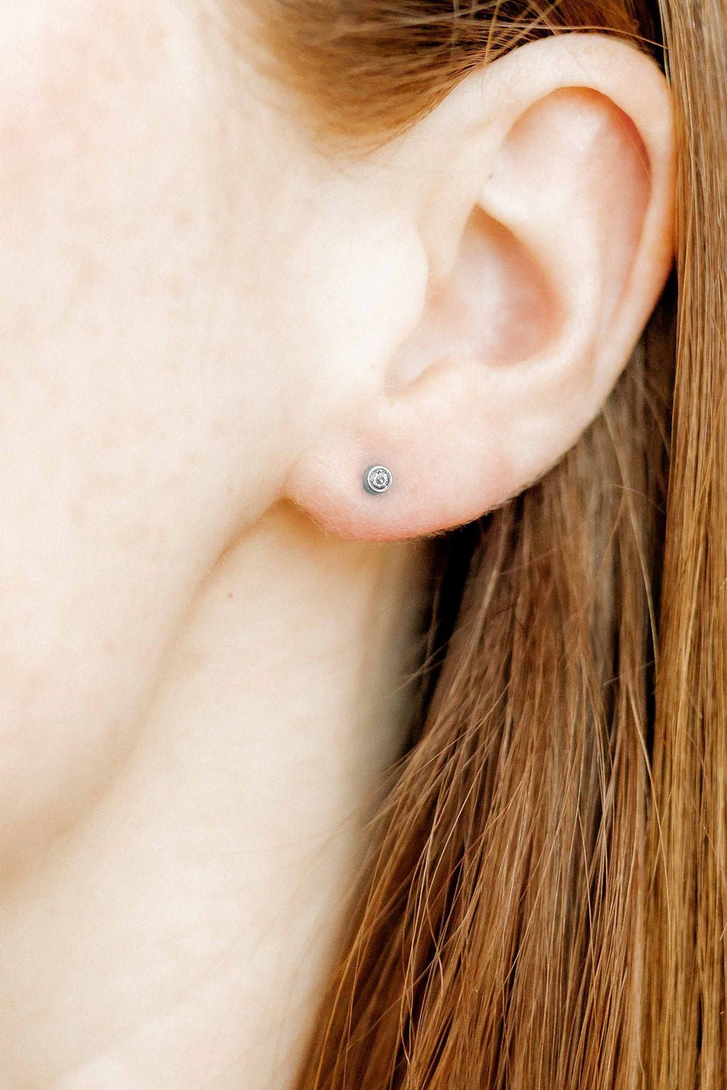 Screwback Stud Earrings - Micro Cooper Clear Silver - Shop LINNY CO
