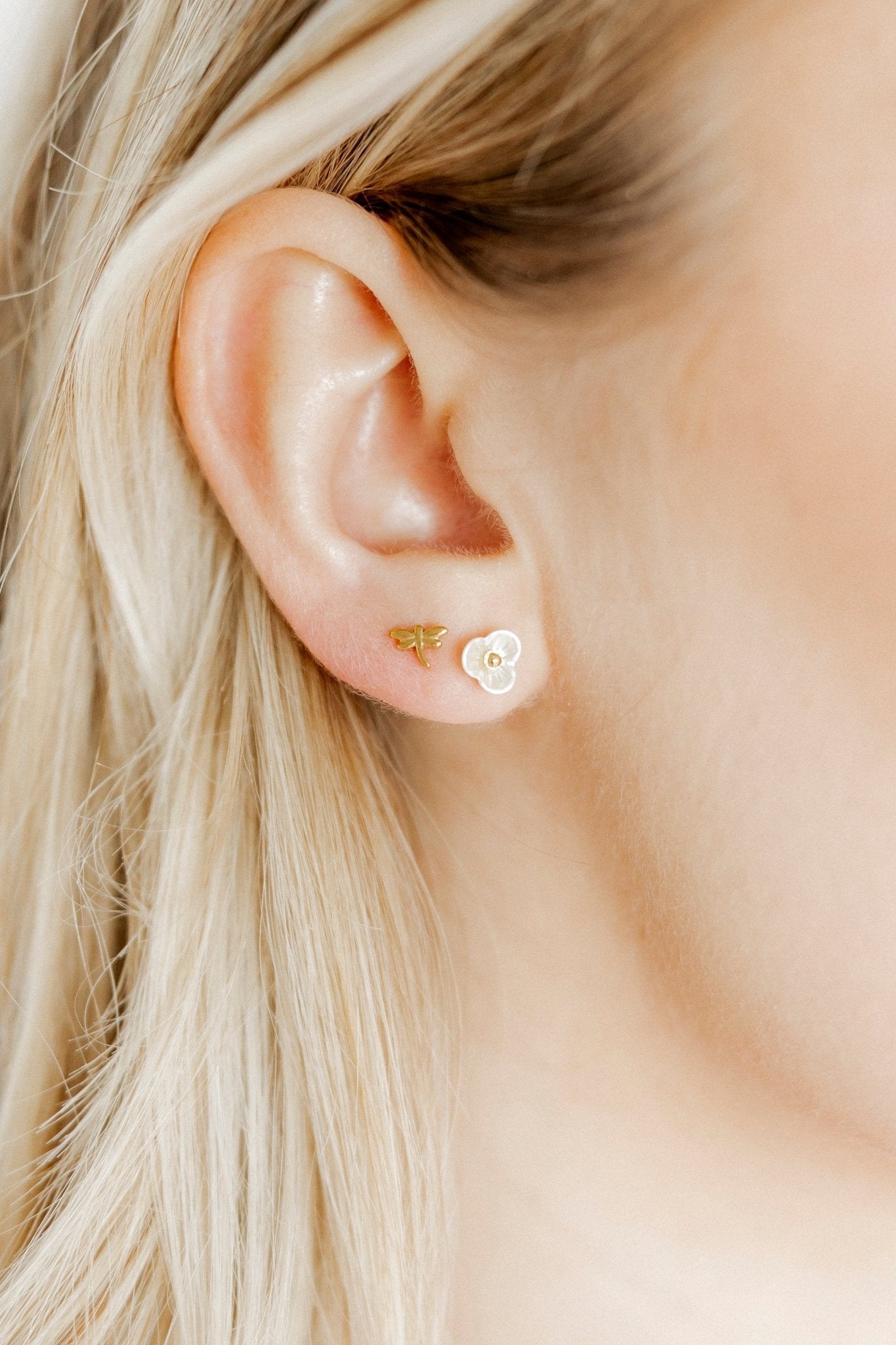 Screwback Stud Earrings - Micro Dragonfly - Shop LINNY CO