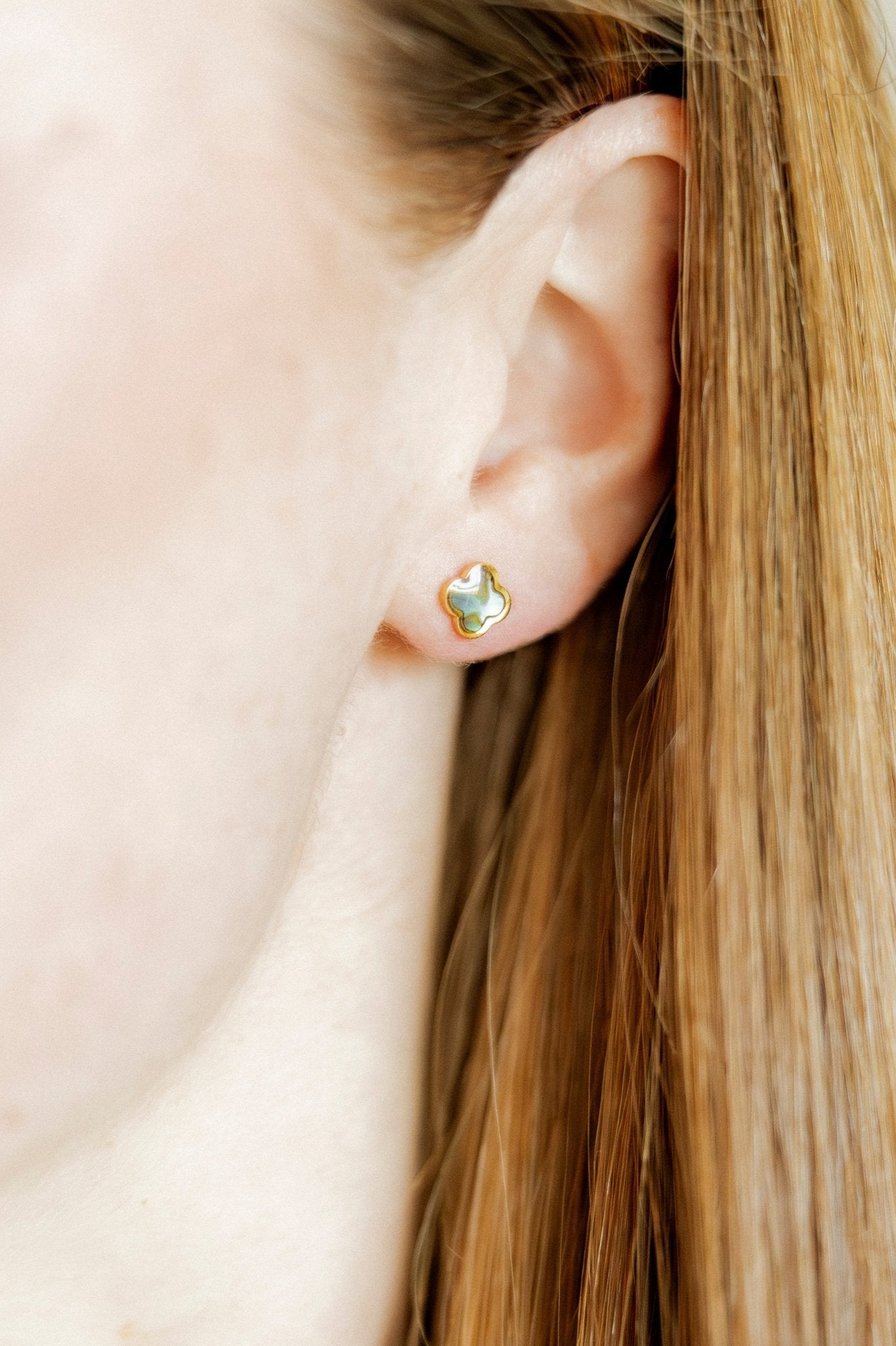 Screwback Stud Earrings - Midnight Clover - Shop LINNY CO
