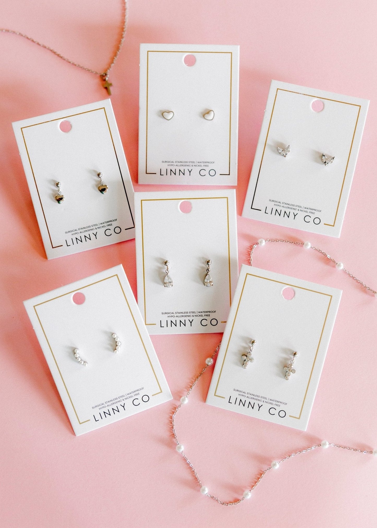 Screwback Stud Earrings - Nora Heart White Silver - LINNY CO WholesaleStuds