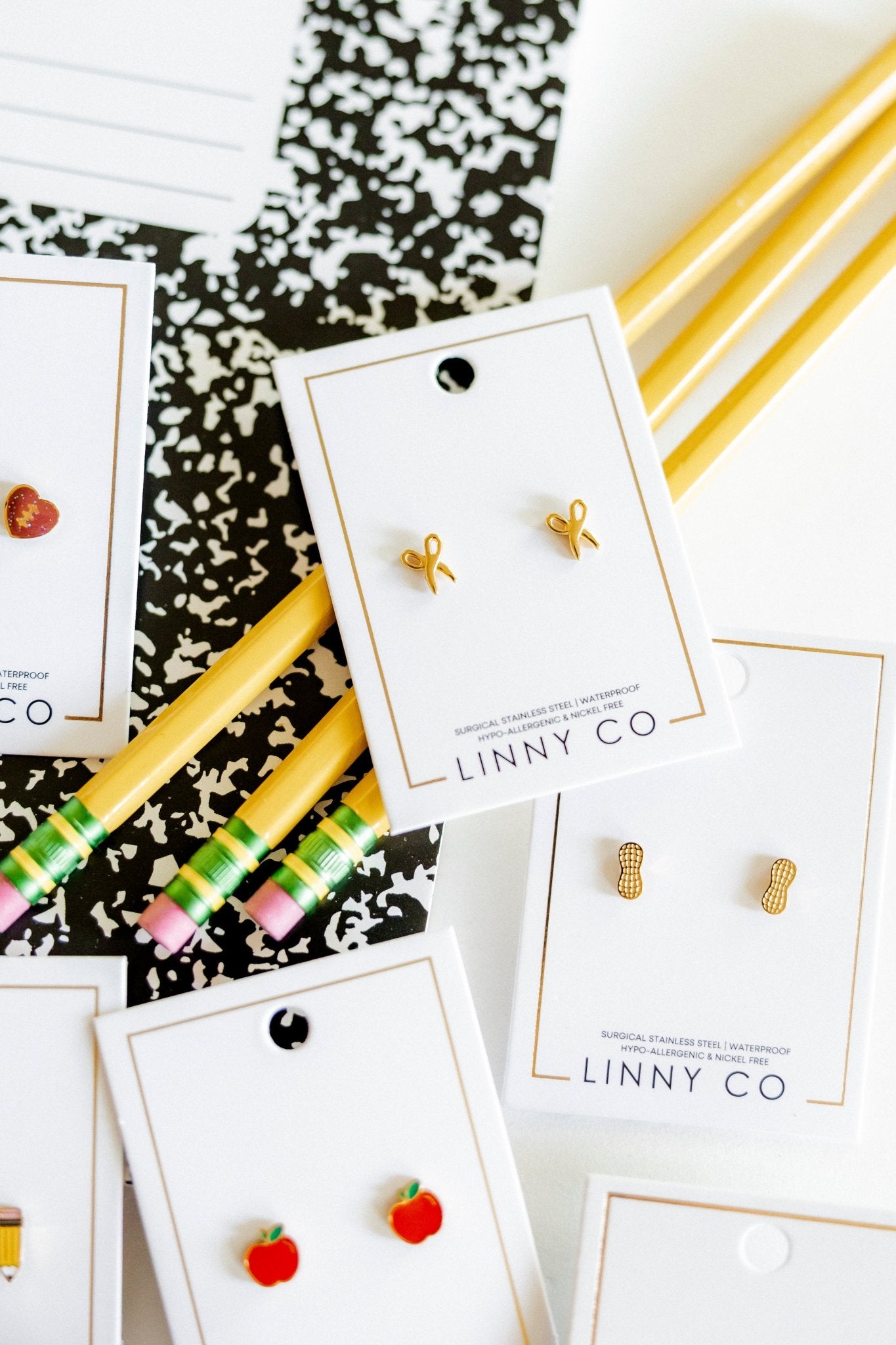Screwback Stud Earrings - Peanut Gold - Shop LINNY CO