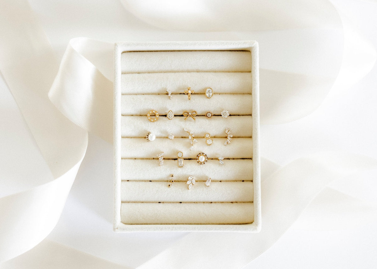 Screwback Stud Earrings - Parker Pear Gold - Shop LINNY CO
