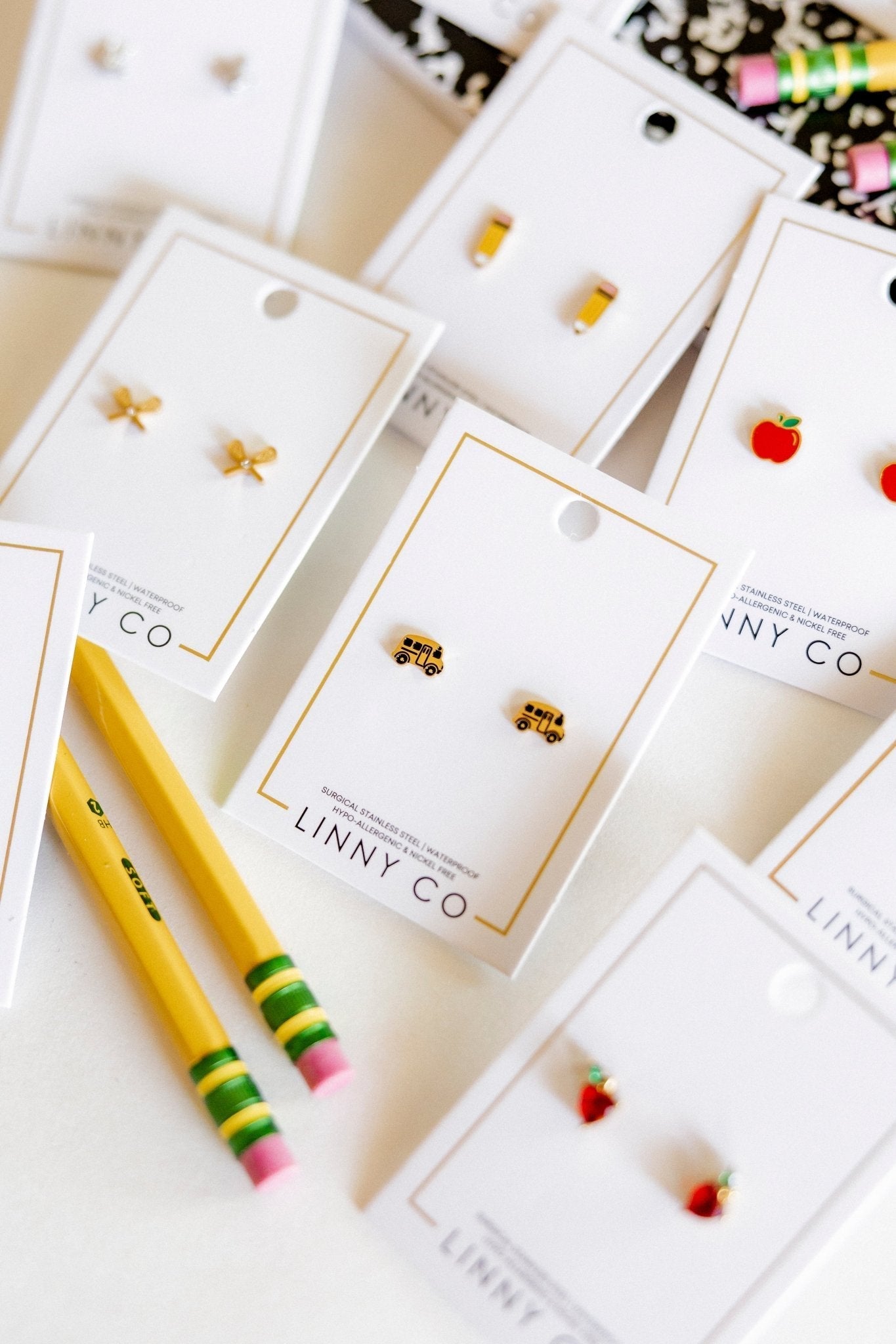 Screwback Stud Earrings - School Bus - Shop LINNY CO