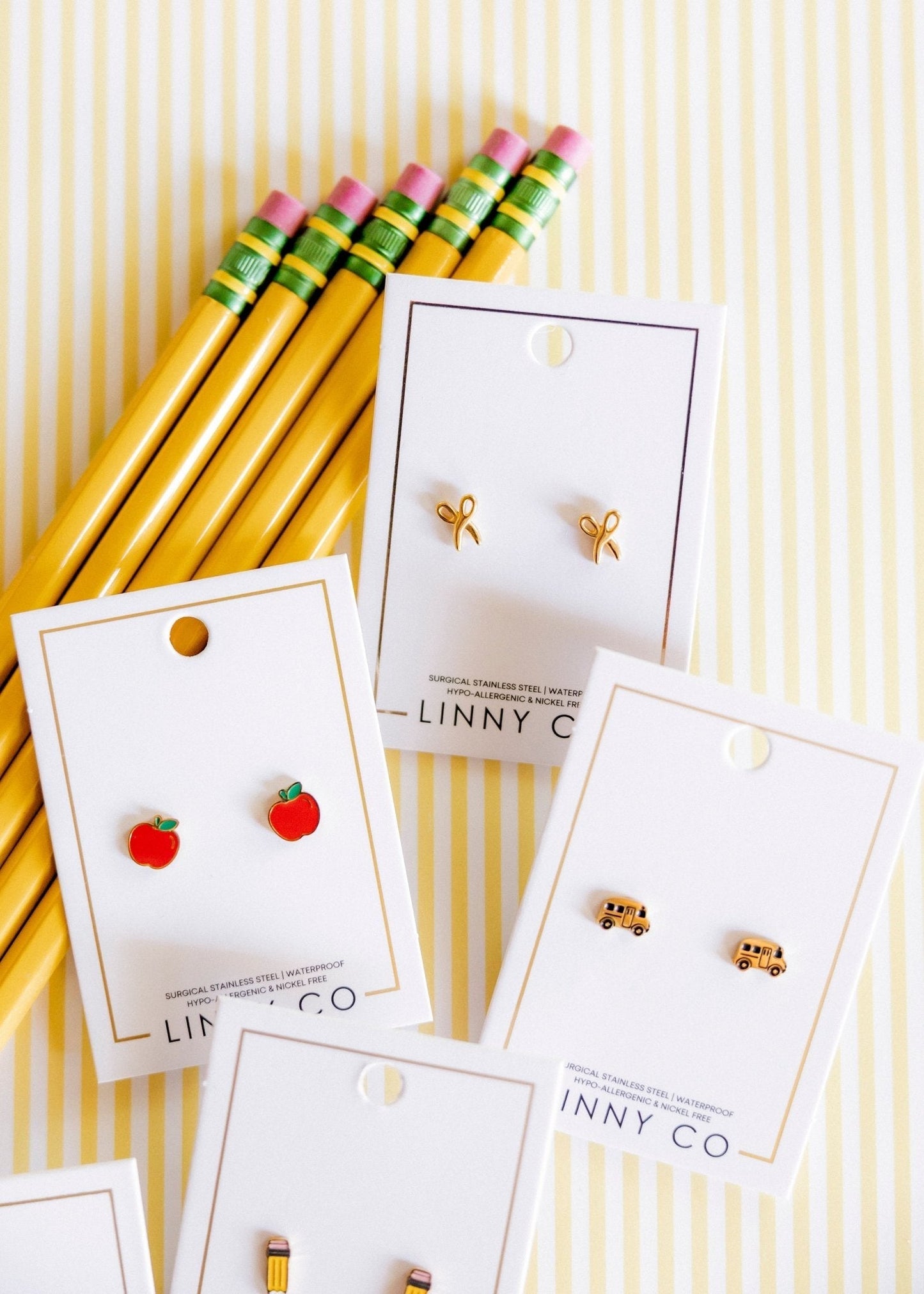 Screwback Stud Earrings - School Bus - Shop LINNY CO