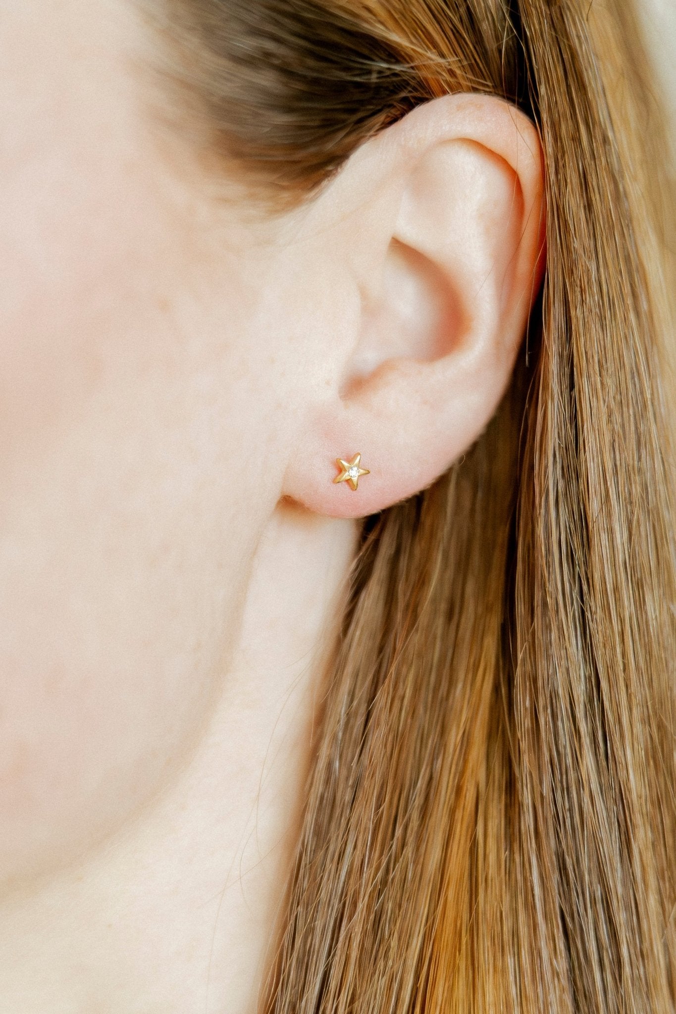 Screwback Stud Earrings - Scout Star - Shop LINNY CO