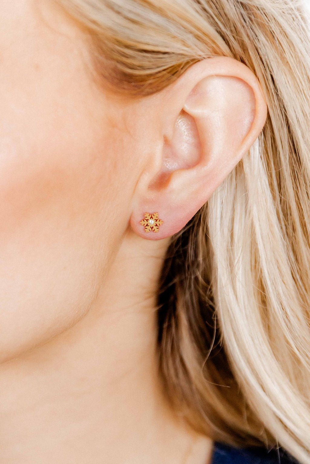 Screwback Stud Earrings - Snowflake - Gold - Shop LINNY CO