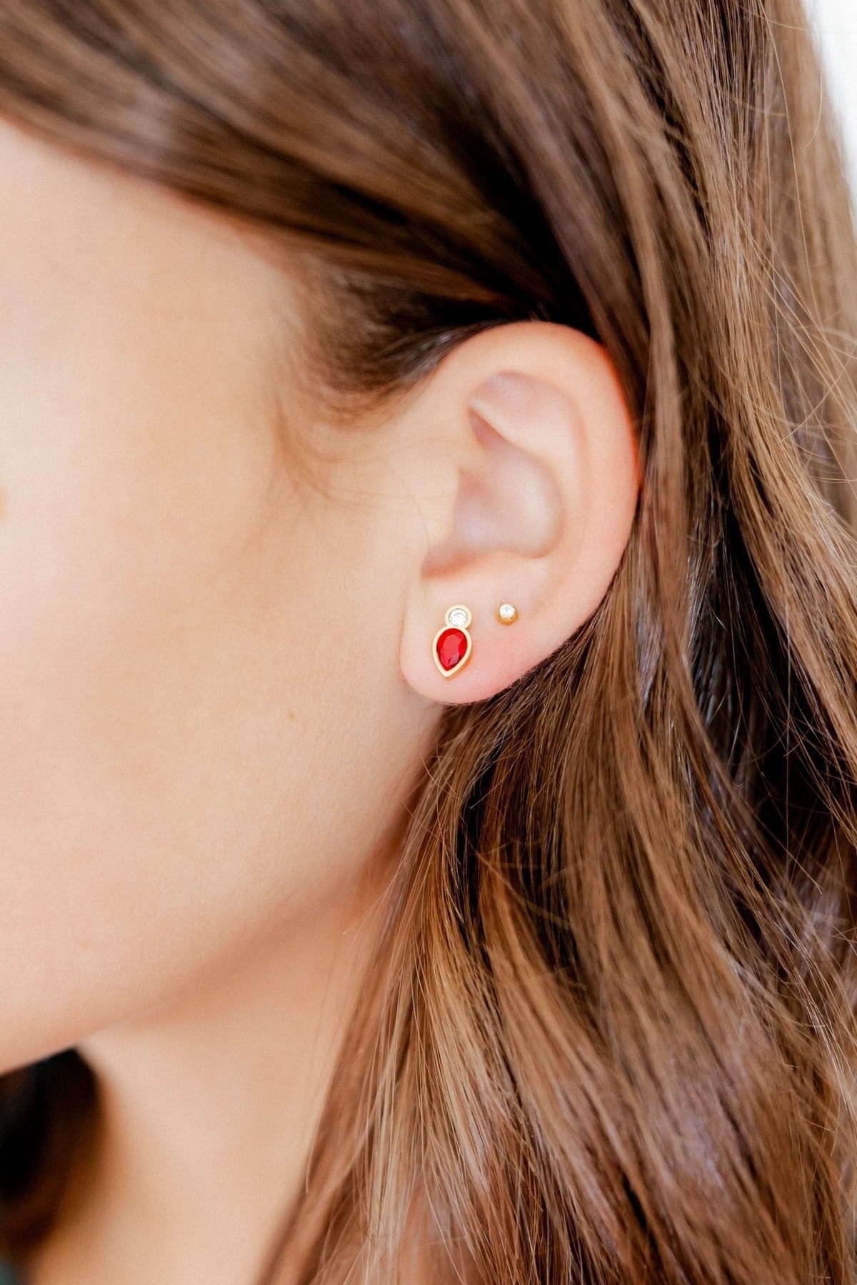 Screwback Stud Earrings - Starla Light - Shop LINNY CO